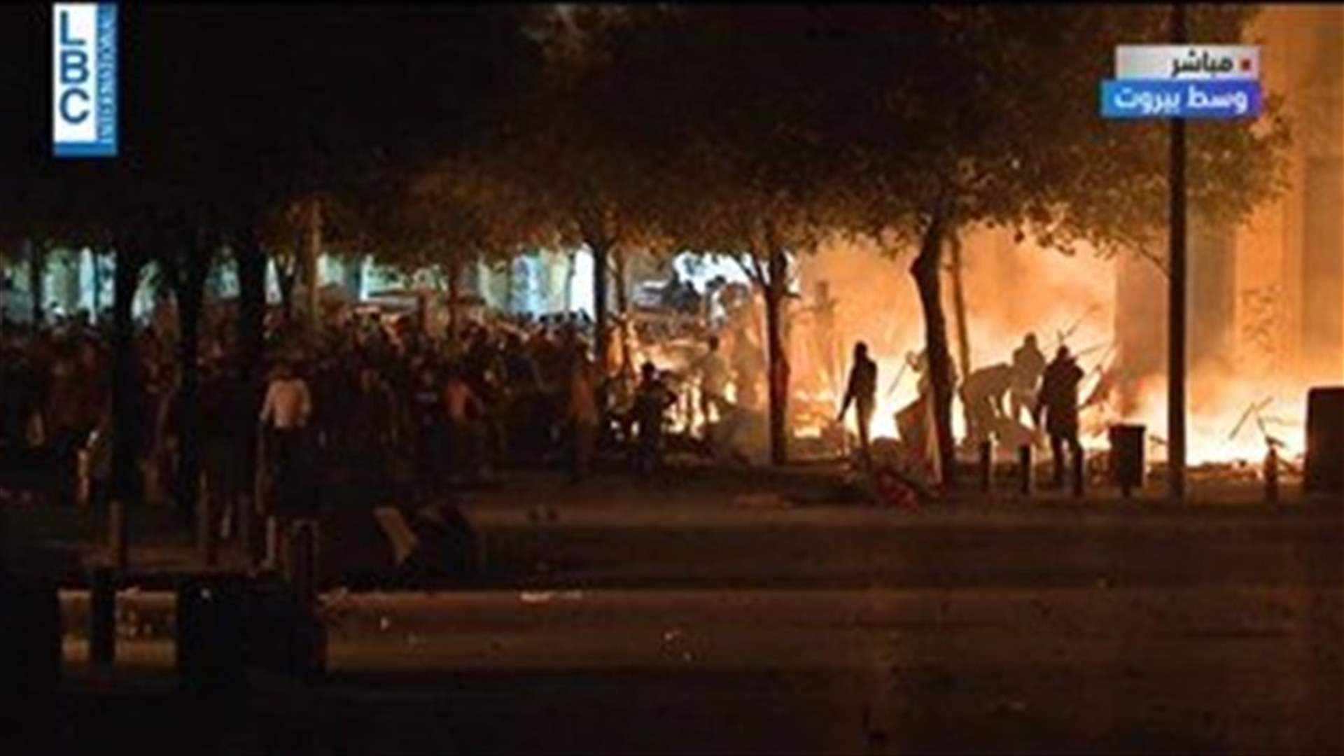 Tents set on fire in downtown Beirut; fire extends to nearby shops-[VIDEO]