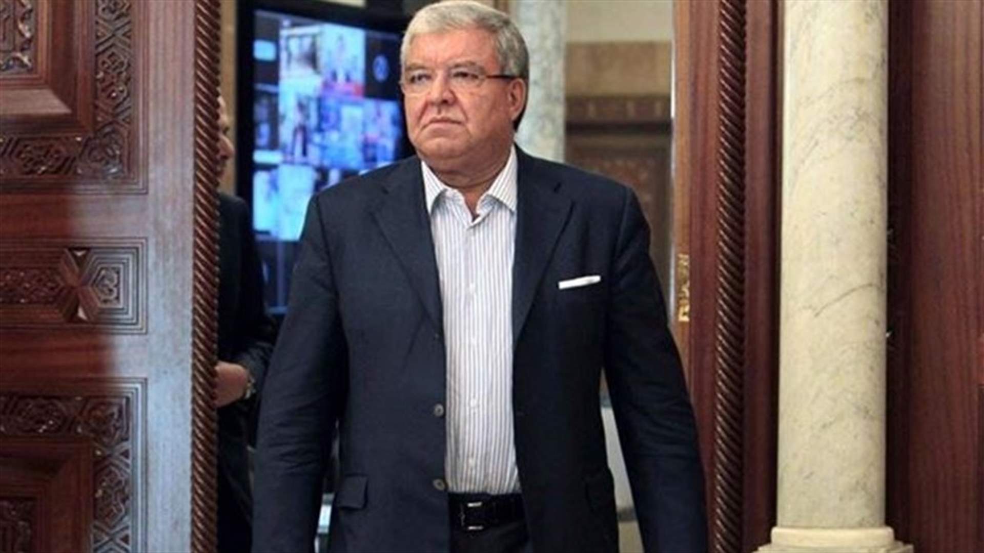 المشنوق: إذا كان الدم في الشارع هو الثمن للاعتراف بالوقائع فسيجد "صهر الرئاسة" دم اللبنانيين على يديه