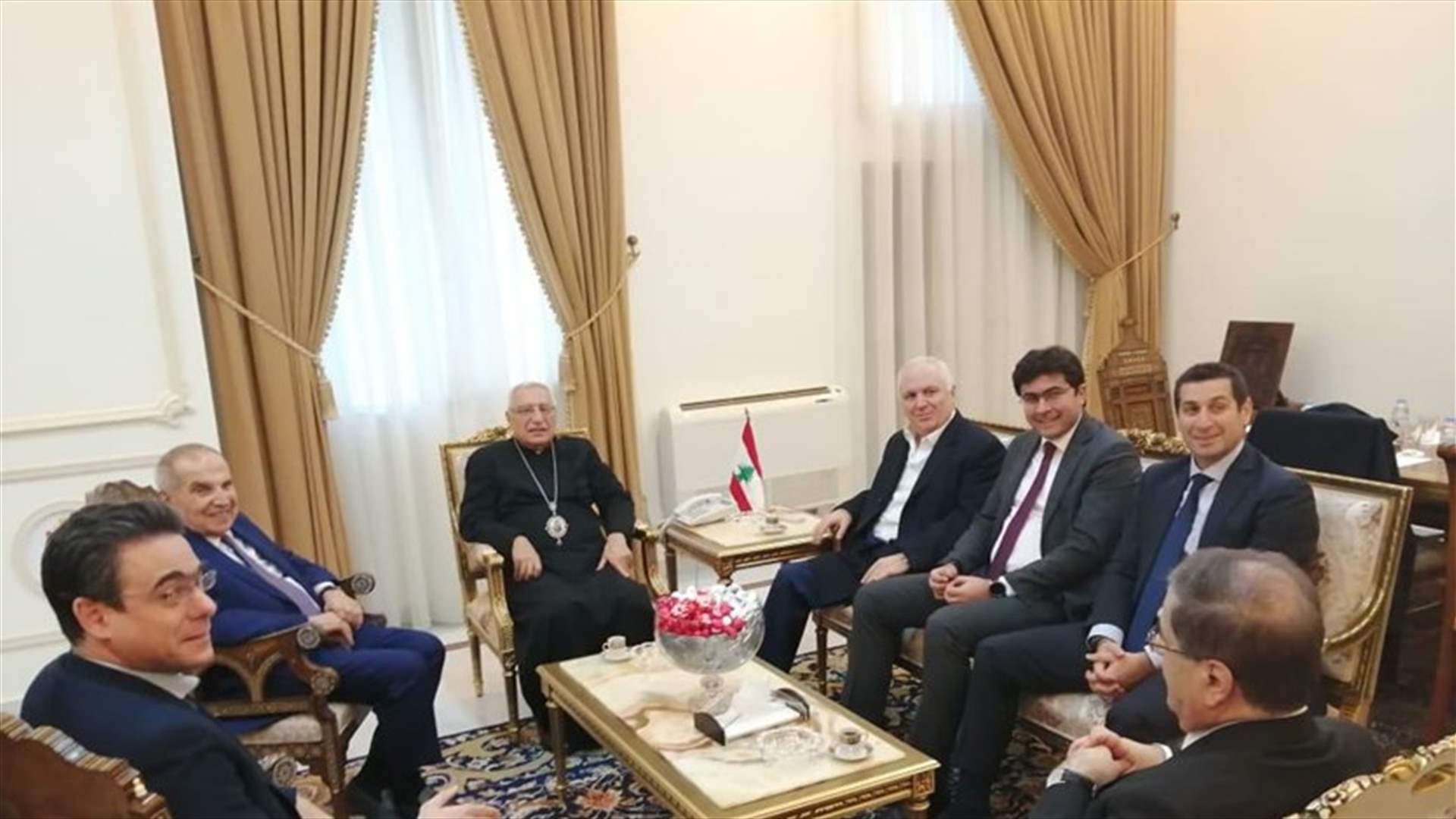 العبسي ترأس اللقاء التشاوري في الربوة ومطالبة باحترام العدالة في التمثيل الطائفي