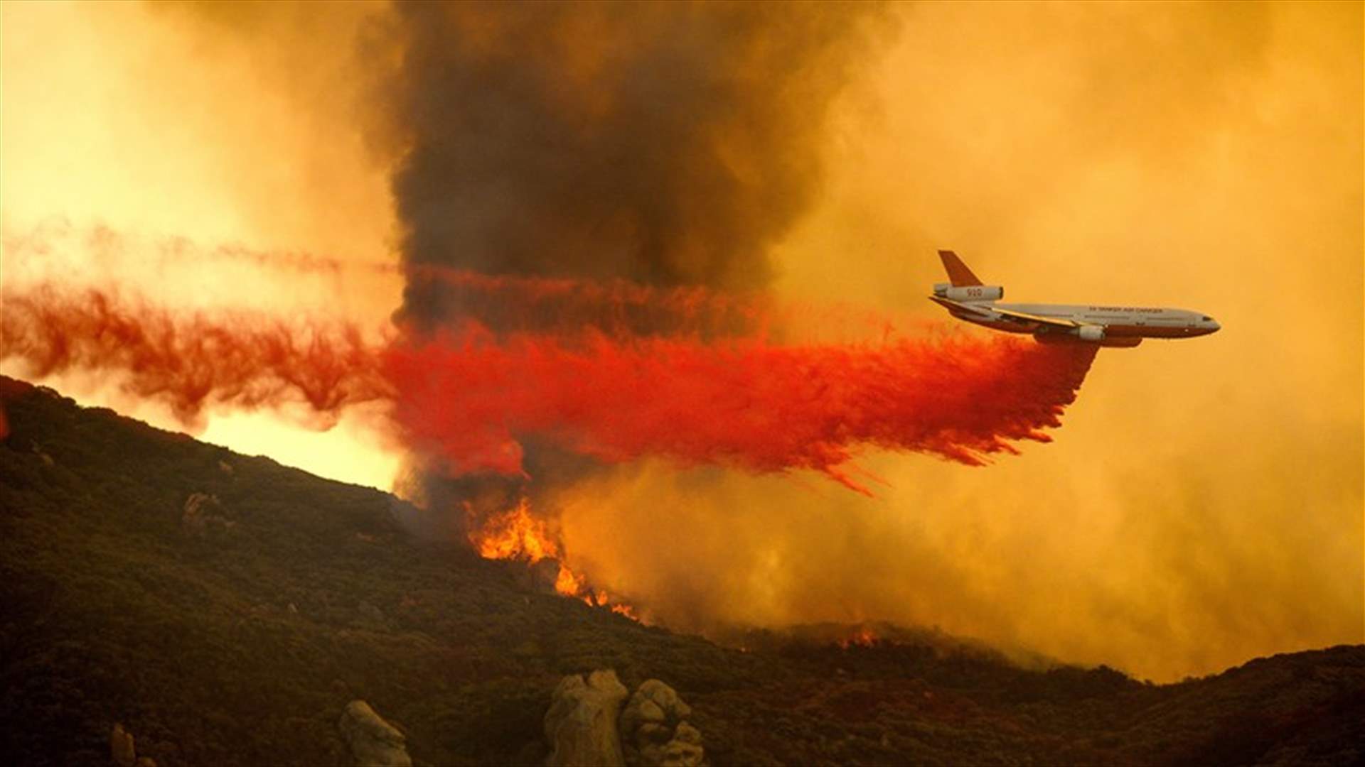 مقتل ثلاثة في تحطم طائرة أسترالية تكافح حرائق الغابات