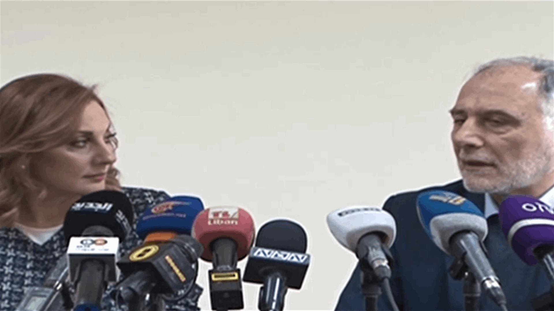 تسليم وتسلم في وزارة الشباب والرياضة...  فنيش: لا لإنفاق في غير مكانه... اوهانيان: لتعزيز ثقة الشباب