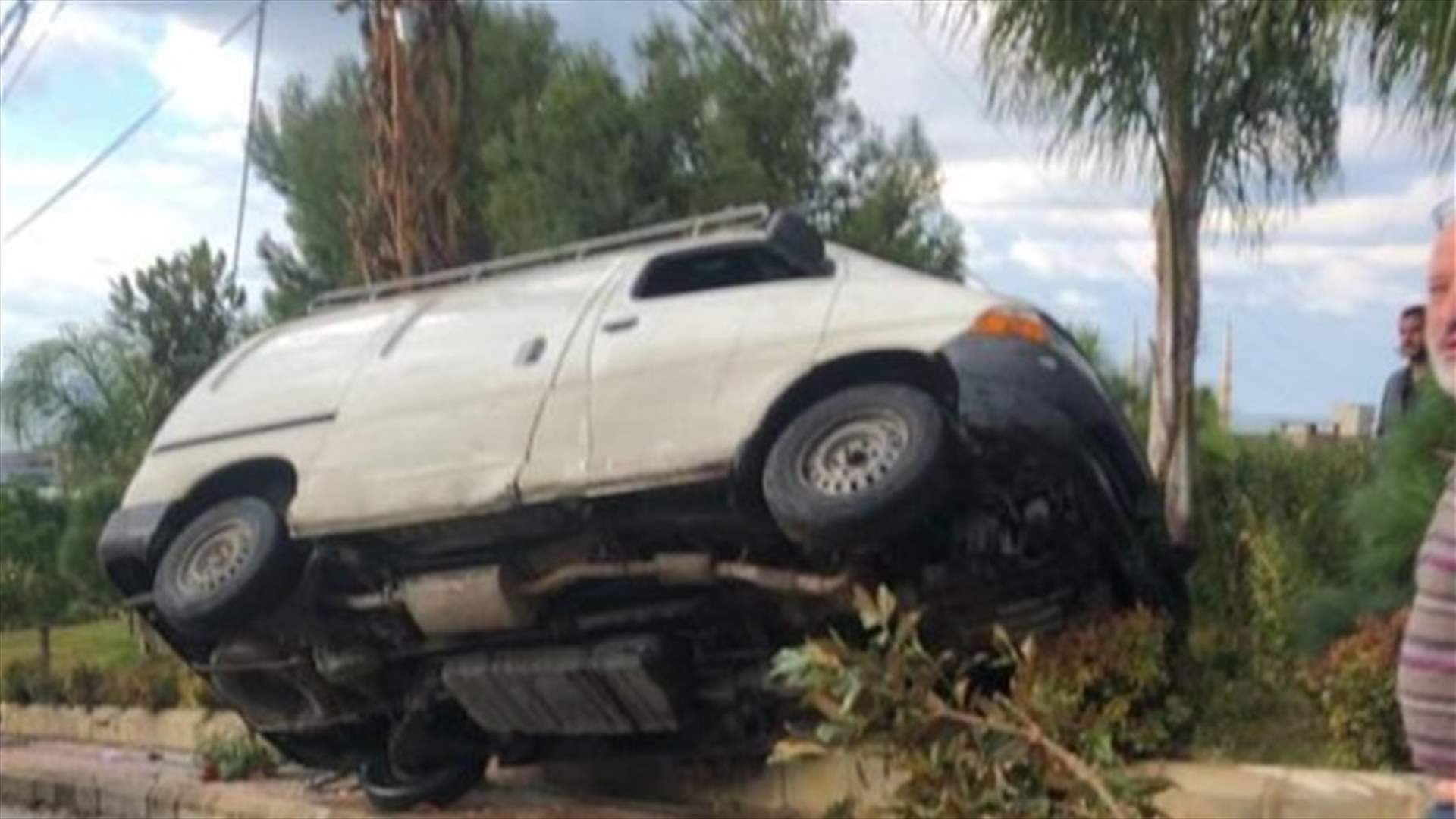 جريحان بحادث سير في البرامية - صيدا (صورة)