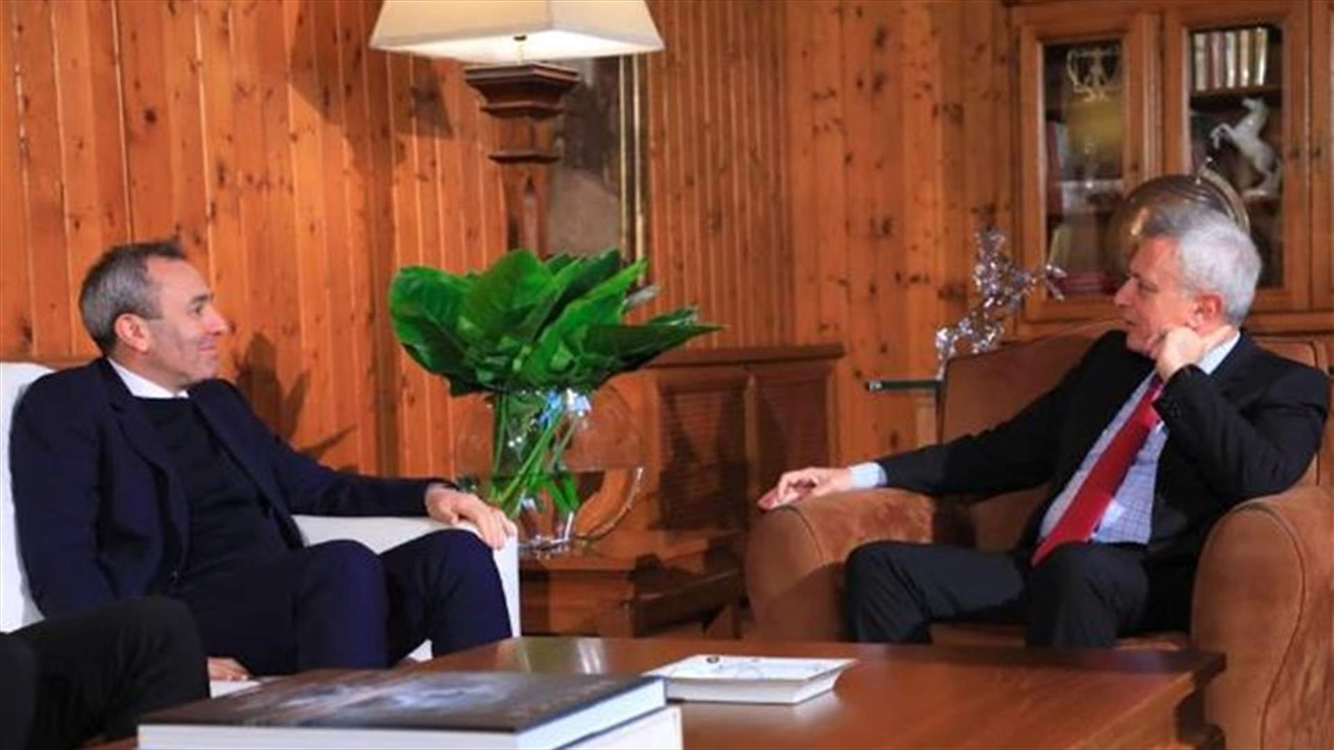 فرنجيه التقى رامبلنغ في بنشعي