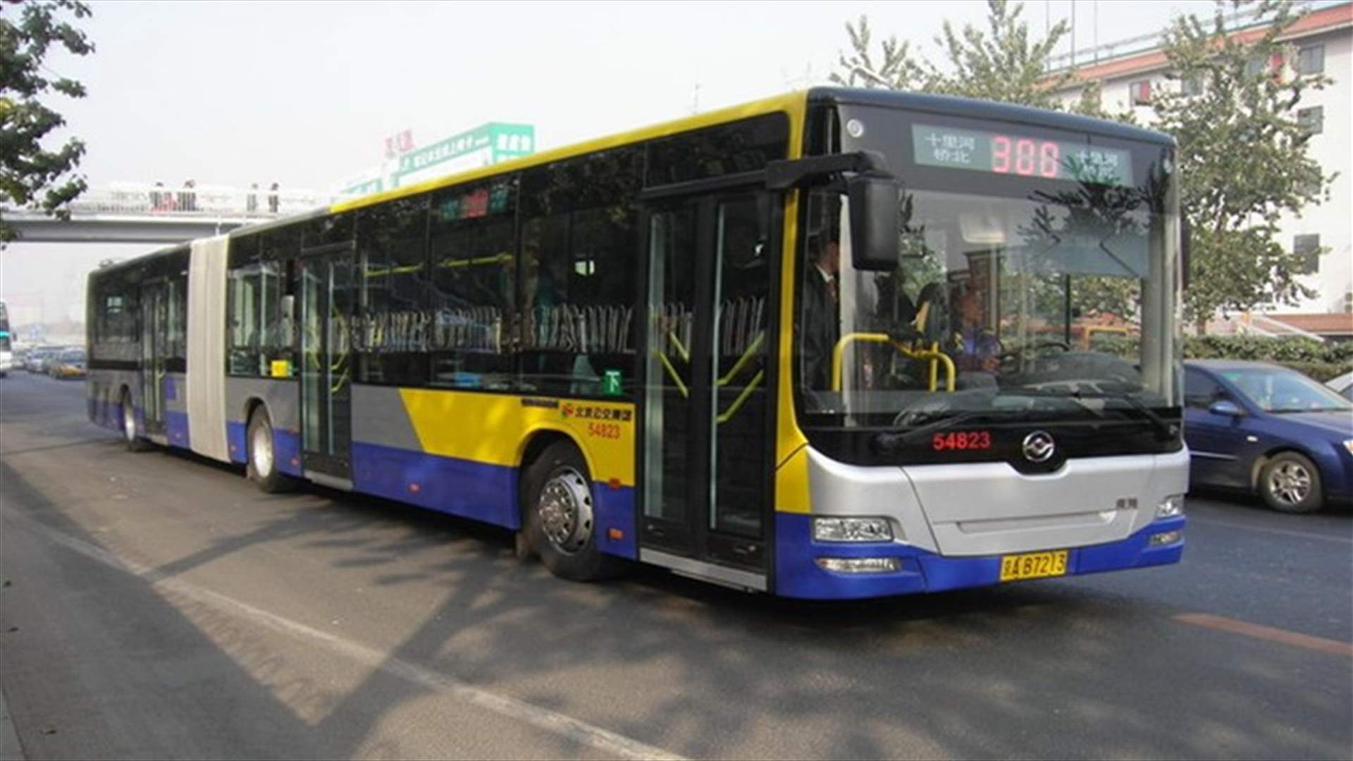بكين توقف خدمات الحافلات بين الأقاليم اعتبارا من الغد