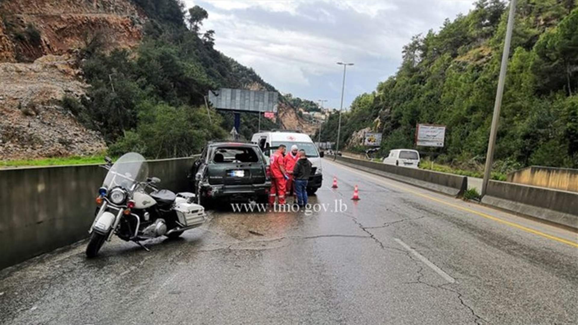 قتيلة وجريح في حادث سير على أوتوستراد المتن السريع (صورة)
