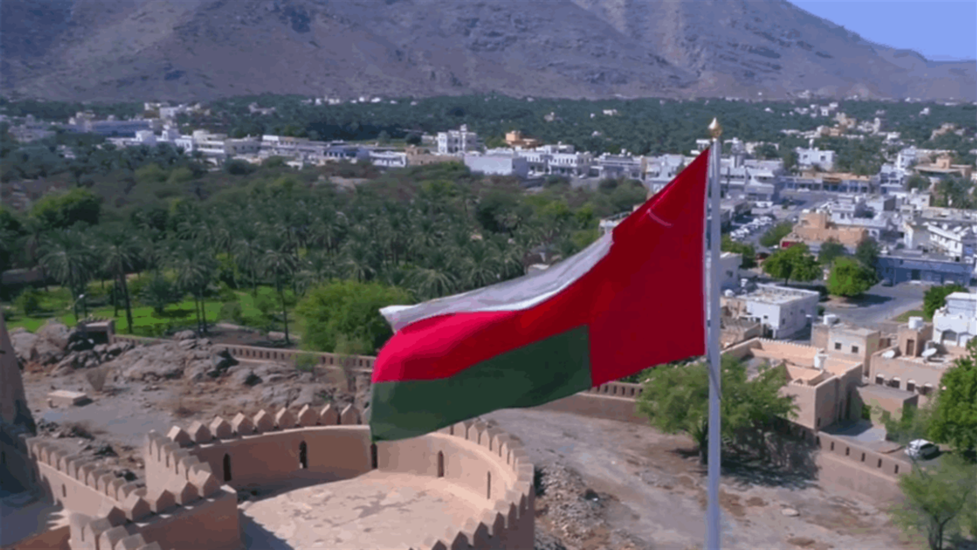 سلطنة عُمان تنصح بتجنب السفر إلى الصين بسبب فيروس كورونا
