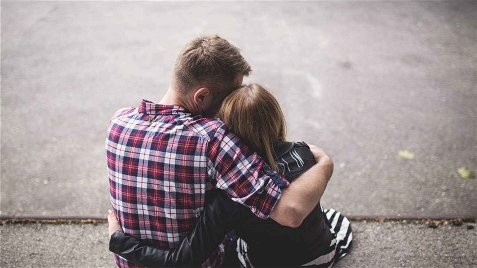 في روسيا .. لا قبلات ولا أحضان لمنع انتقال فيروس كورونا