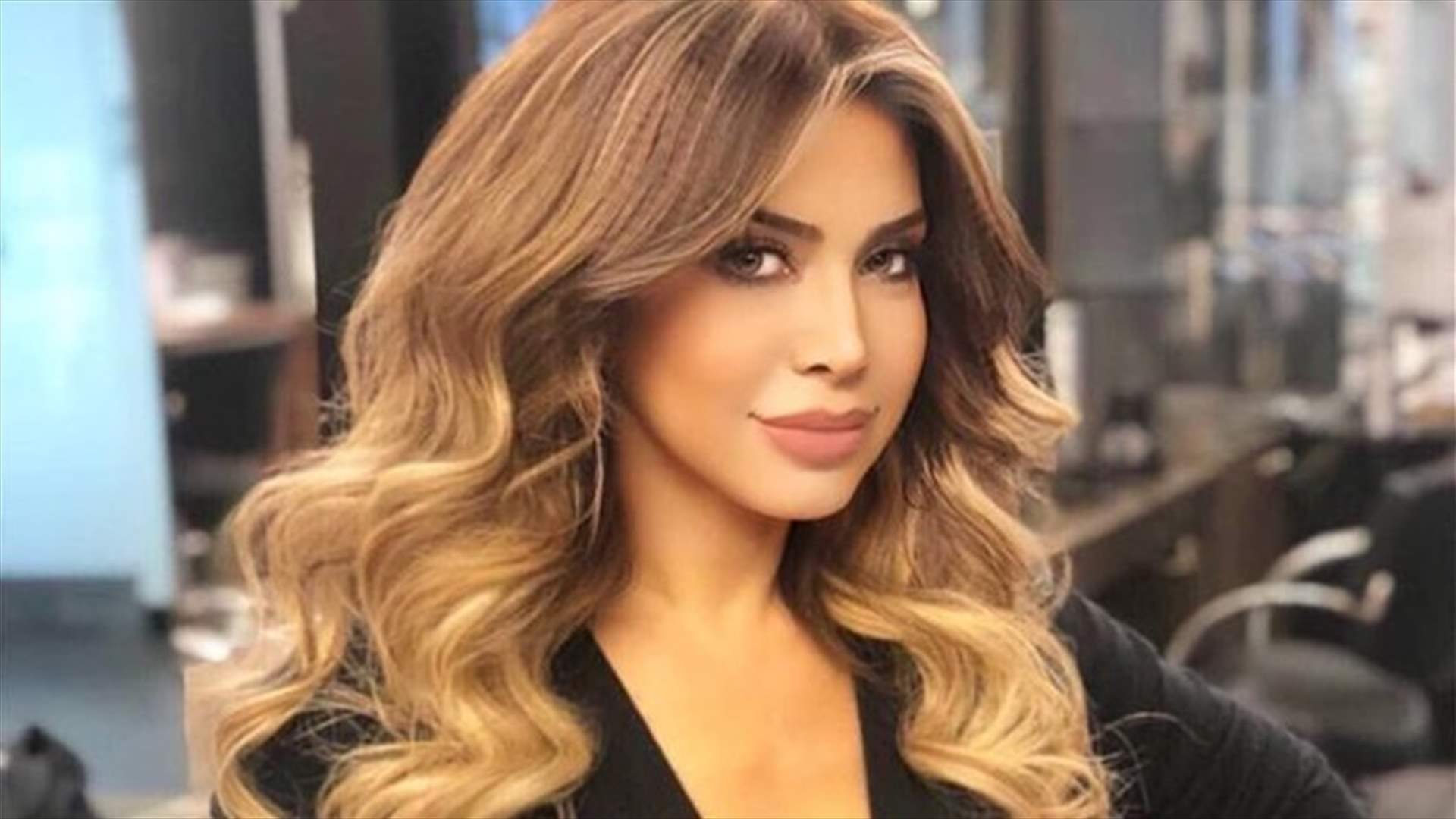 نوال الزعبي تخطف الأنظار في المكسيك... إطلالة ملكية مميّزة! (صورة)