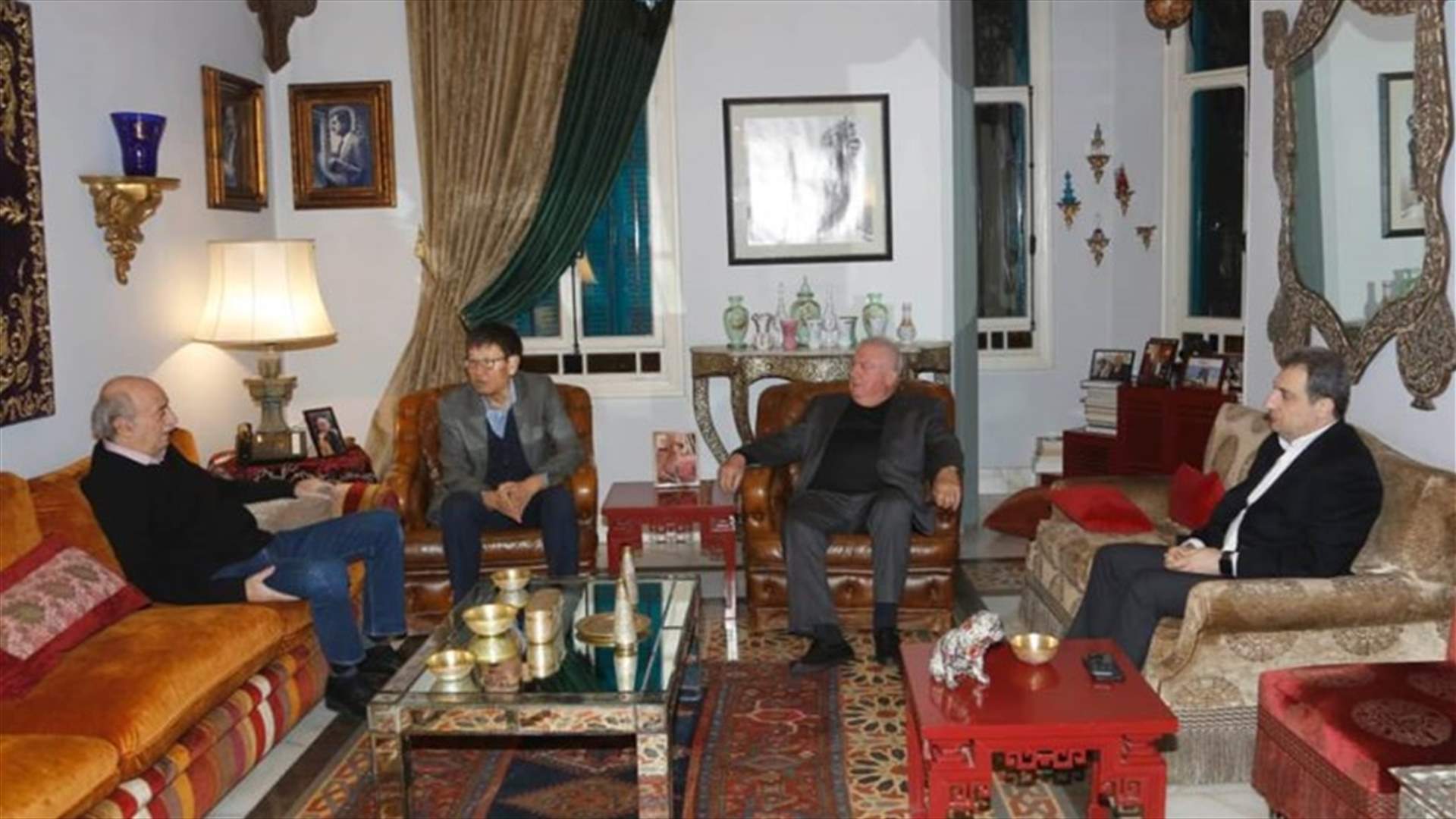 جنبلاط التقى سفير كوريا الجنوبية