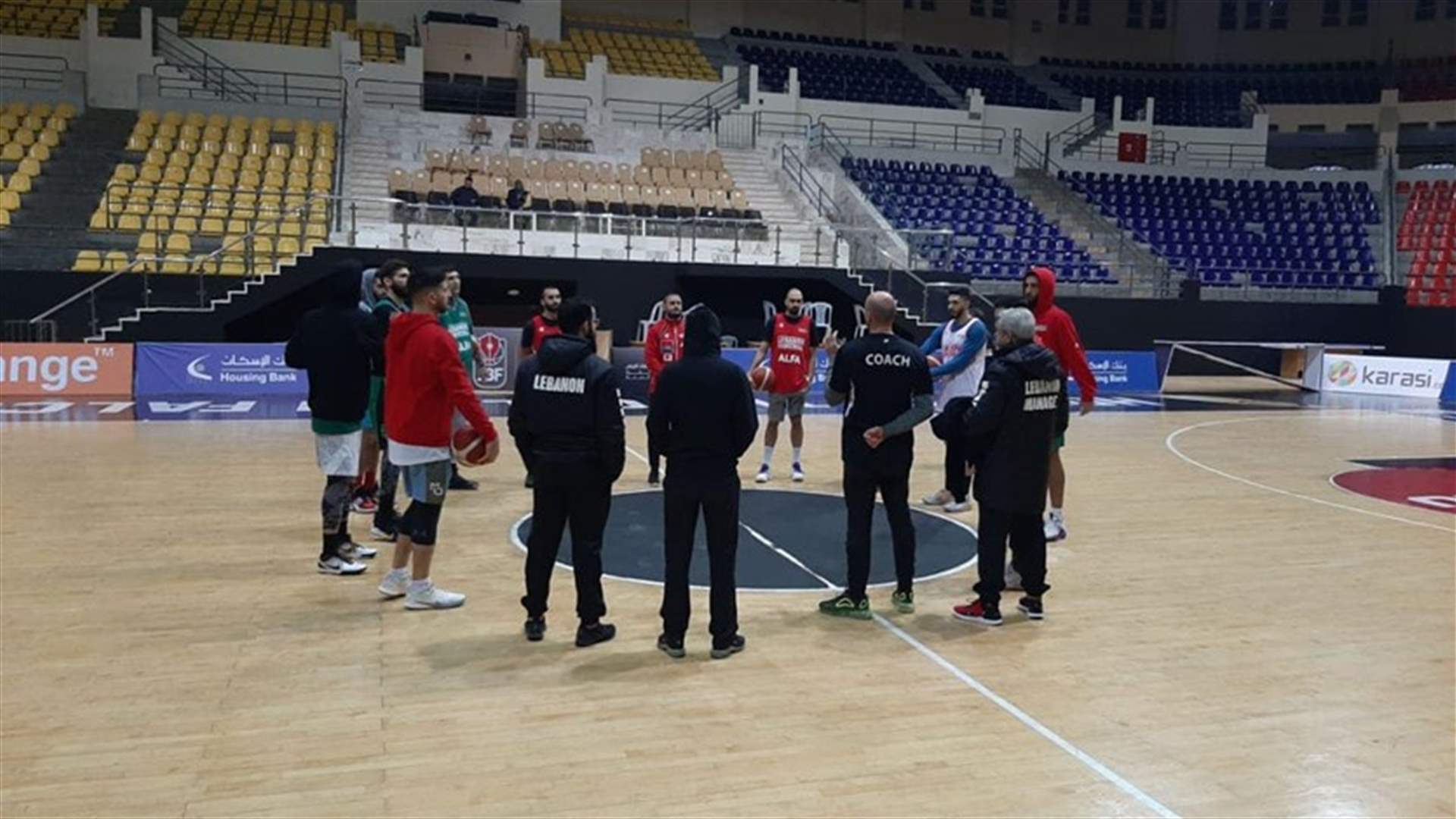 منتخب لبنان في حصة تدريبية تحضيراً للمشاركة في بطولة كأس الملك عبدالله الثاني (صور)