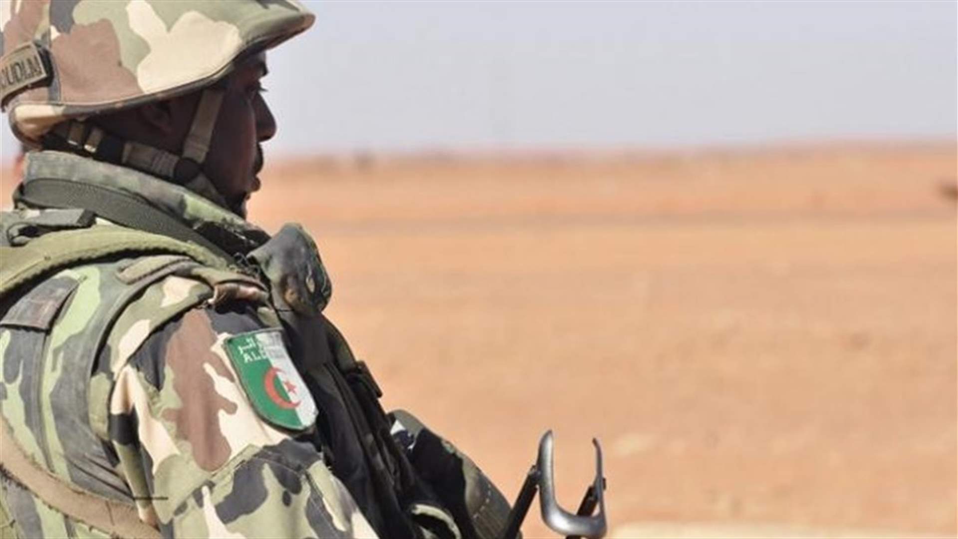 مقتل جندي جزائري بعد احباطه اعتداء بسيارة مفخخة قرب الحدود مع مالي
