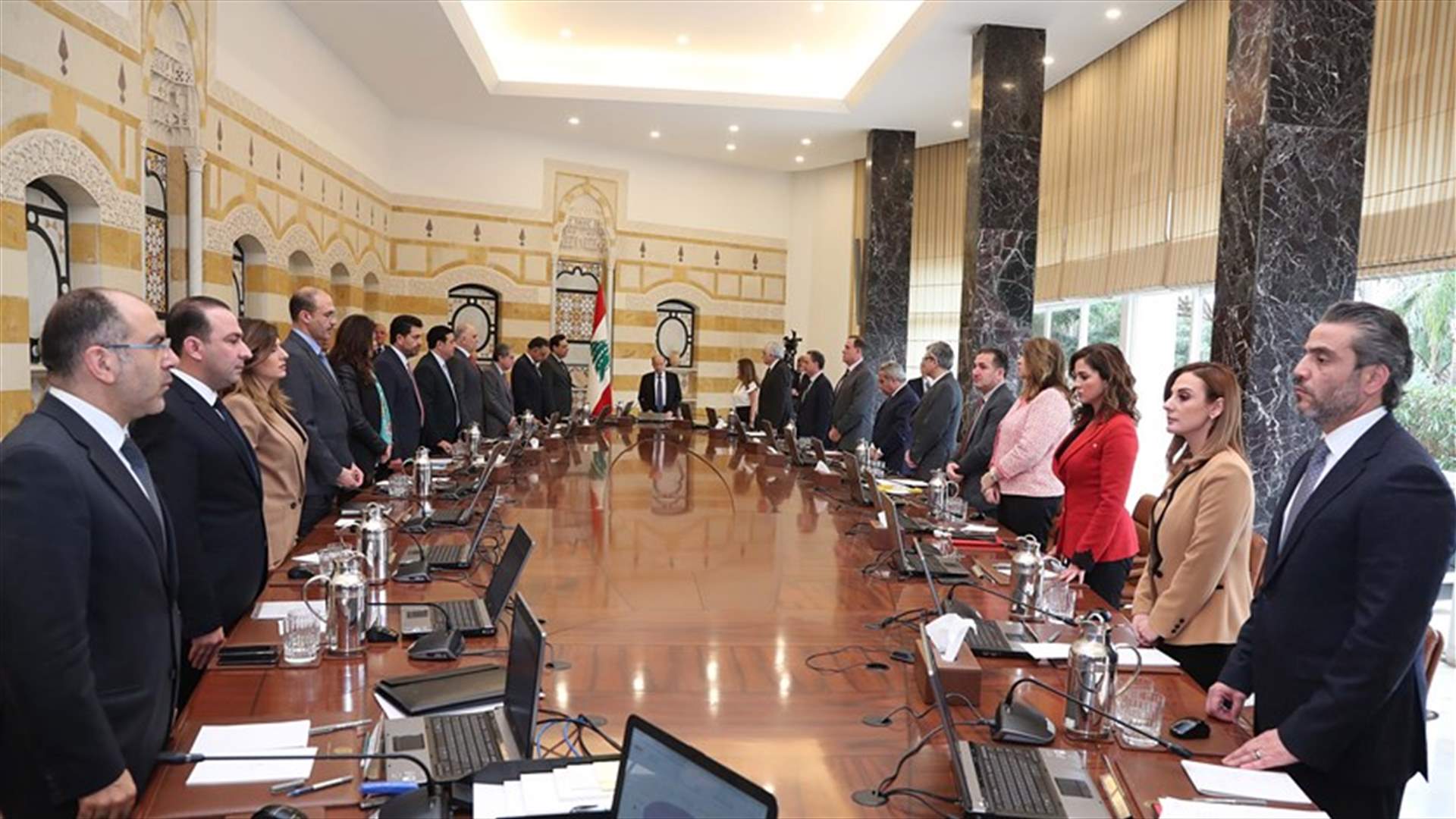الجلسة الاولى للحكومة بعد نيلها الثقة... ماذا دار وتقرر خلالها؟