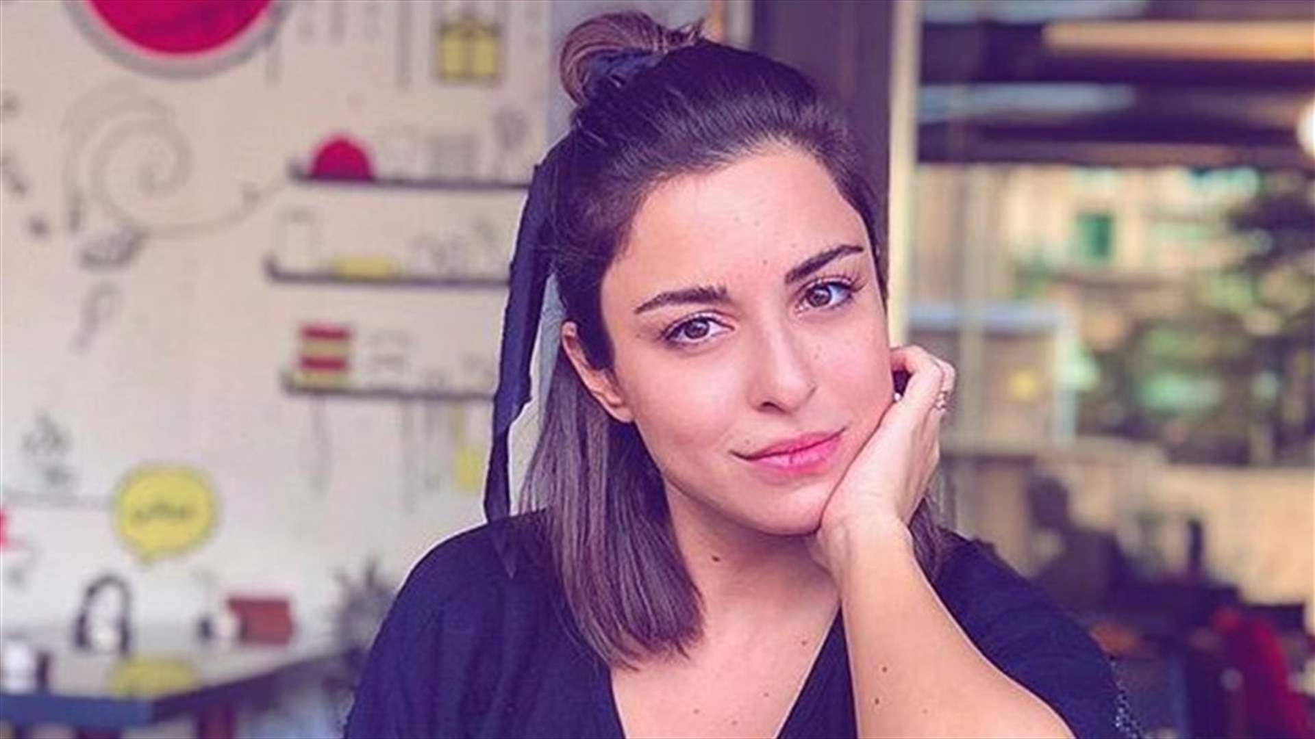 سارة أبي كنعان تحتفل بعيد الحب بصورةٍ جريئة
