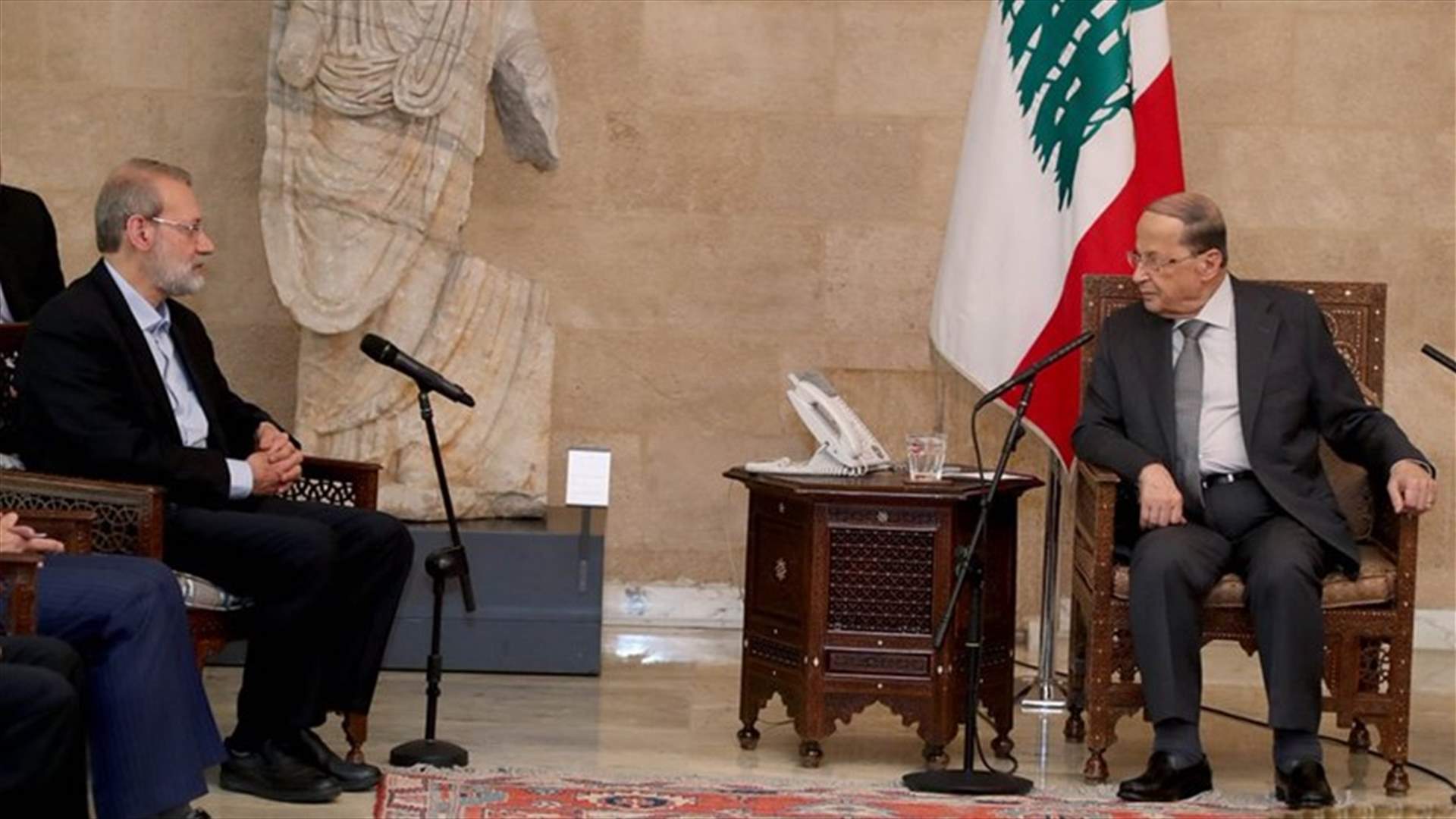 علي لاريجاني نقل للرئيس عون رسالة من الرئيس الإيراني