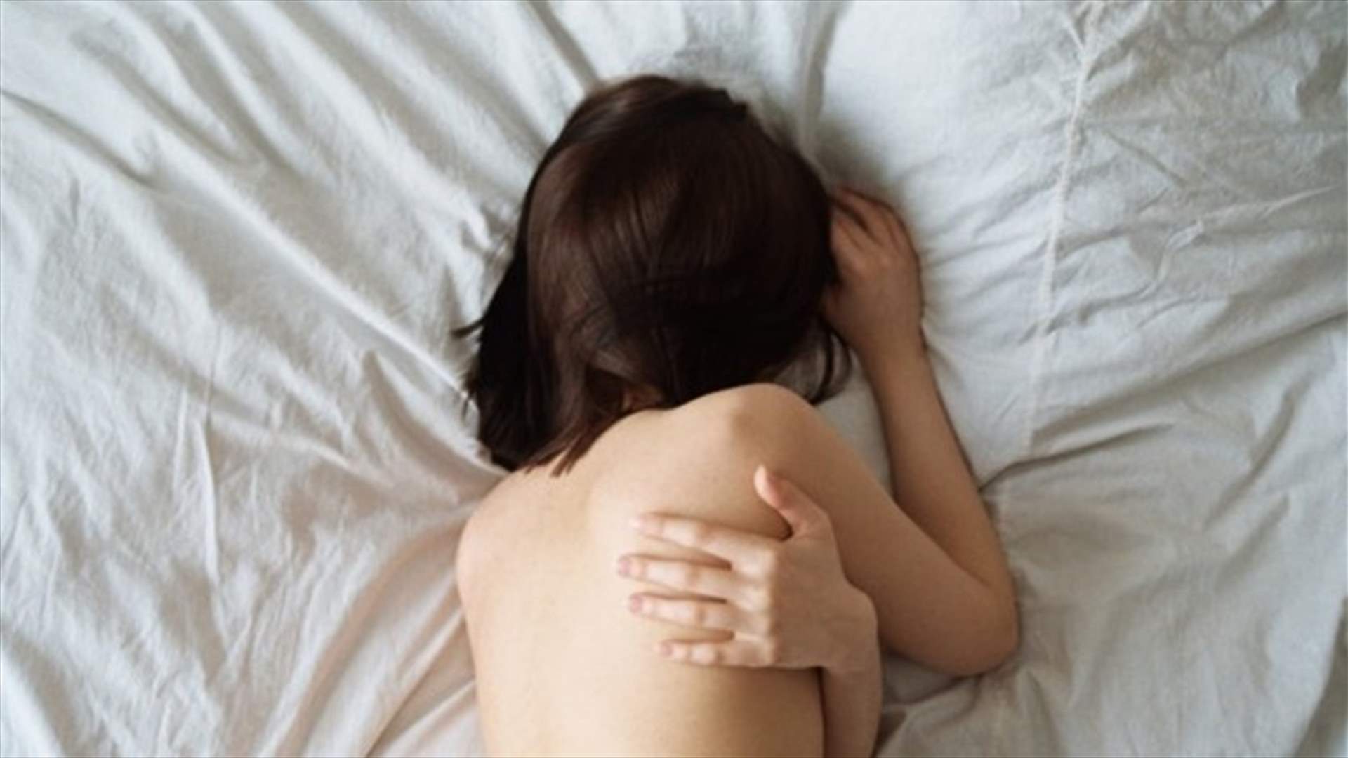 هاتف ذكي يمنع المستخدمين من التقاط صور عارية لأنفسهم