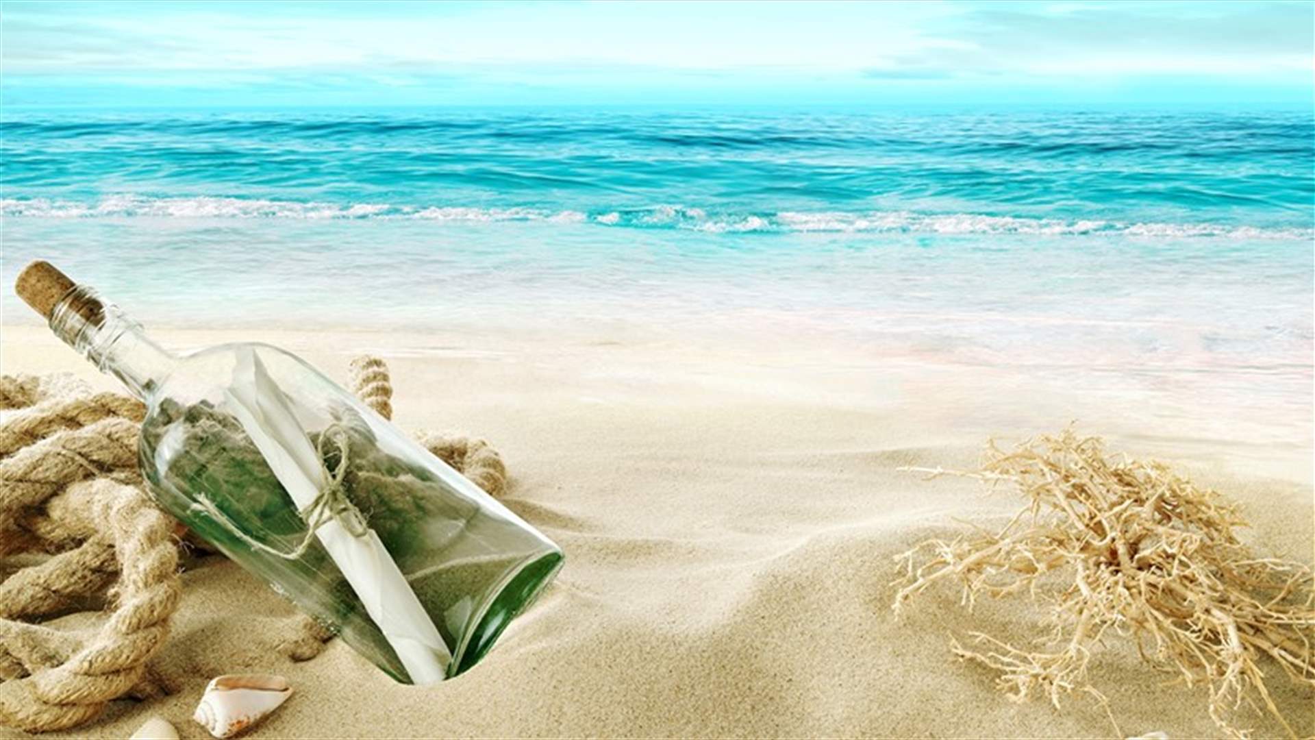 صدفة غريبة... رجلٌ يعثر على زجاجة بداخلها رسالة عمرها نحو 82 عاماً!