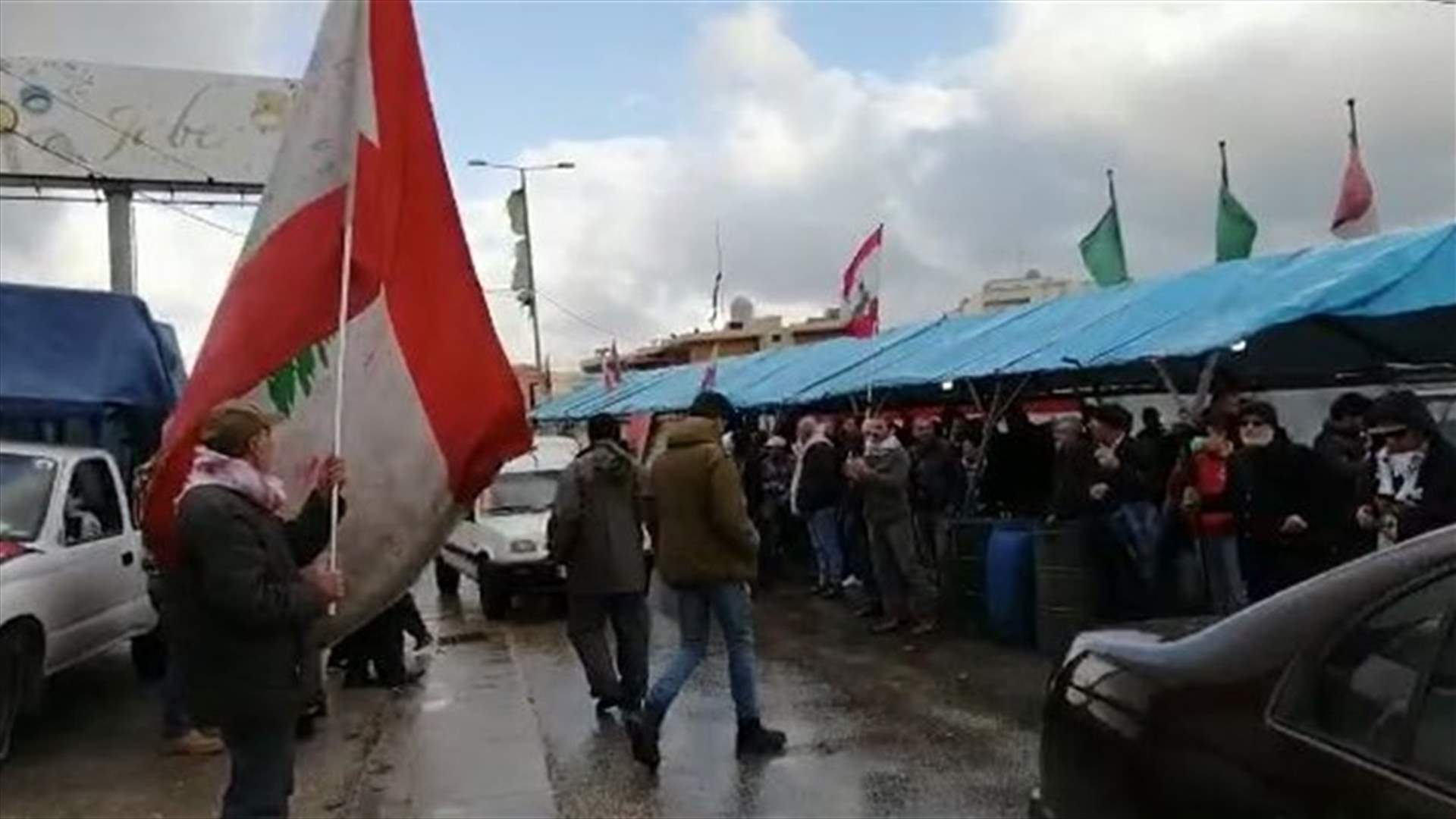 مسيرة لحراكي النبطية وكفررمان: "مش رح ندفع مرتين... مش دافعين"