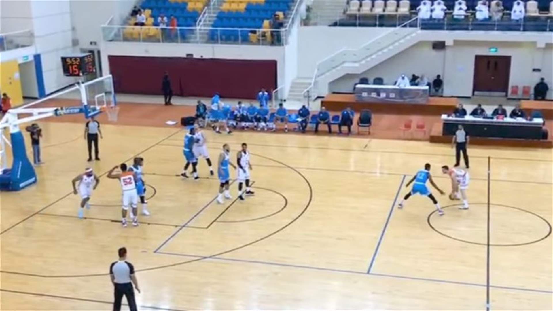 وائل عرقجي يتألق مع فريقه نادي الشمال في النصف النهائي الدوري القطري بكرة السلة