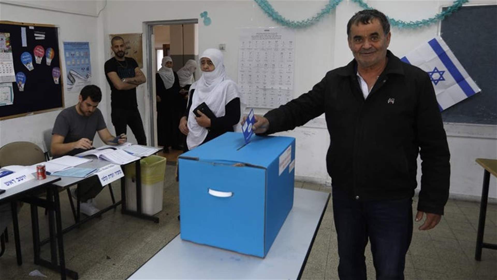 فتح مراكز الاقتراع في إسرائيل في ثالث انتخابات تشريعية في أقل من عام
