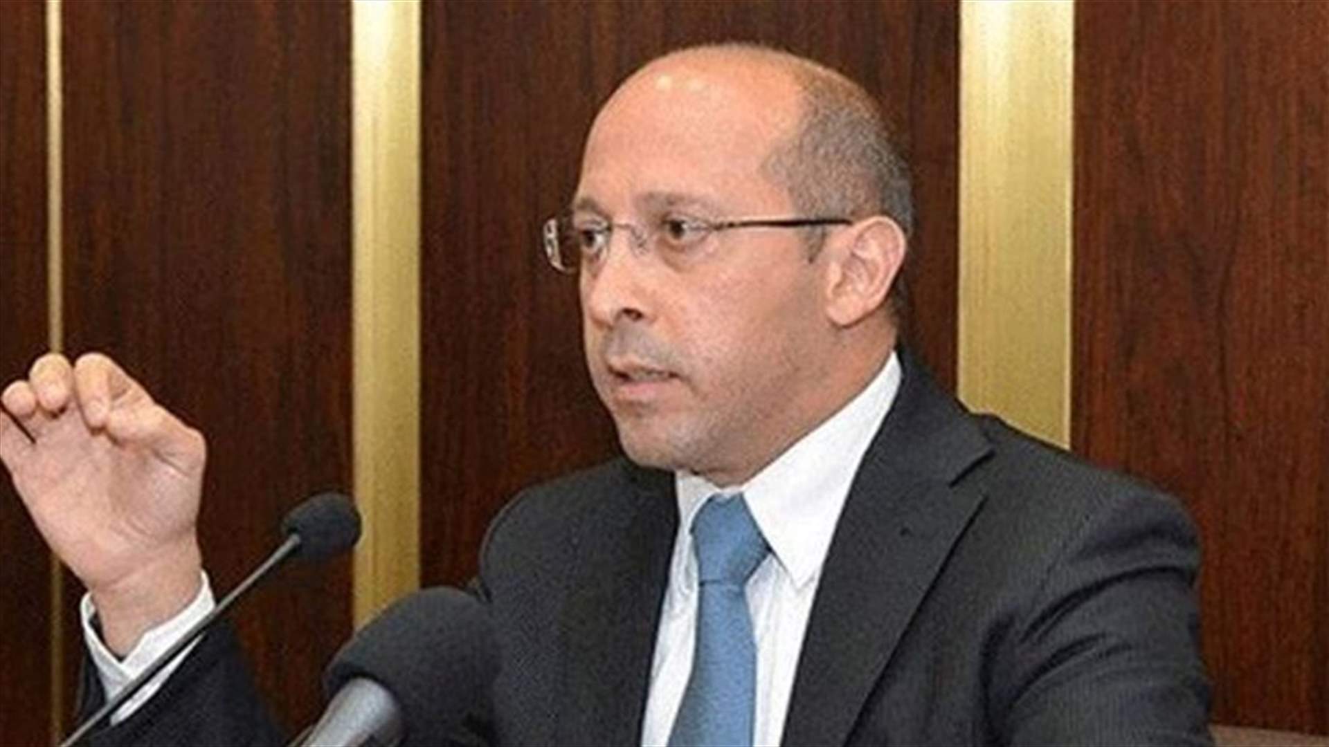 آلان عون لـ"الشرق الأوسط": لا يجوز تحميل الاختلاف بالرأي حول نقطة معيّنة أبعاداً سياسية