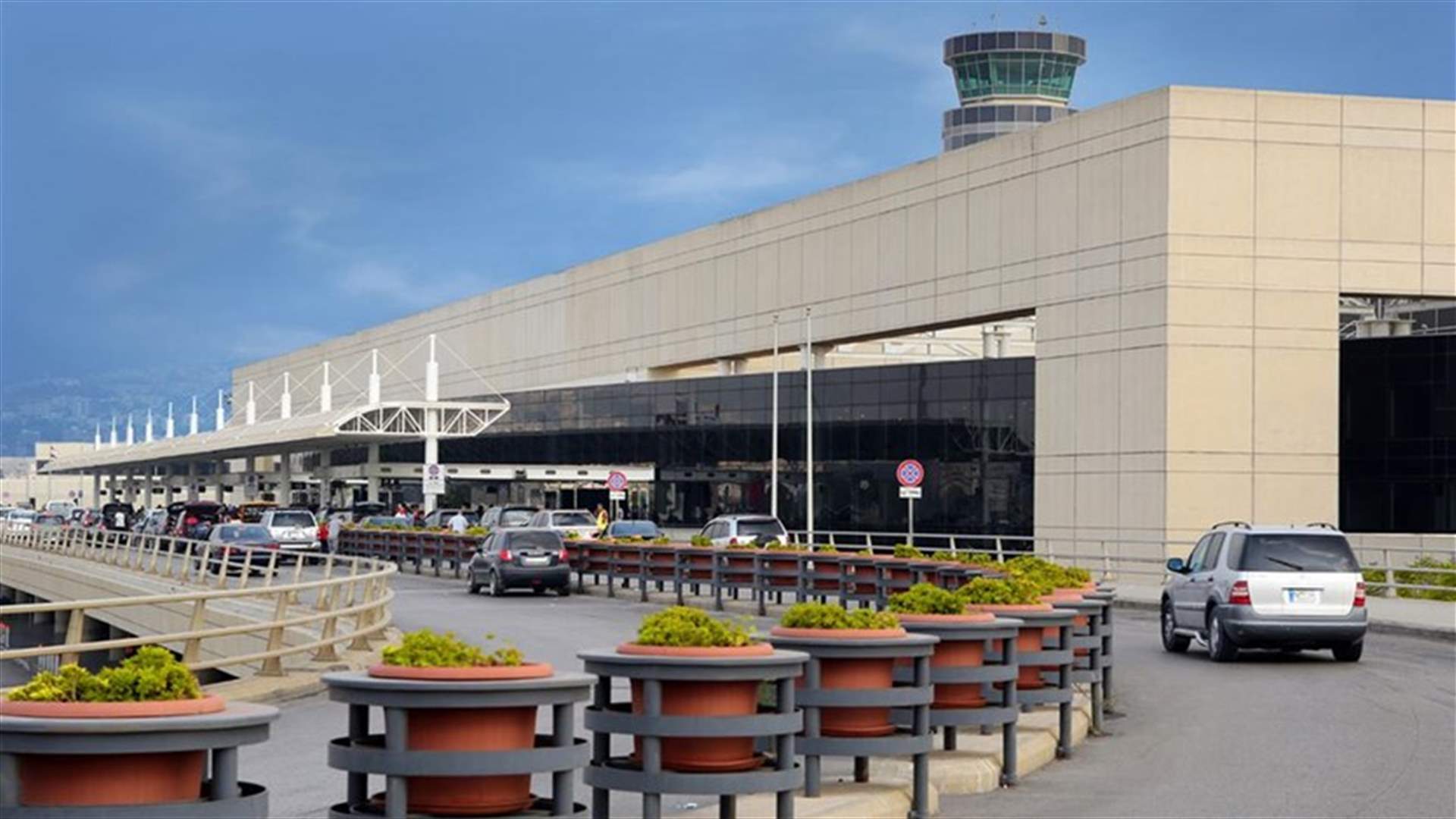 تعميم للمدير العام للطيران المدني إلى شركات الطيران في المطار حول الإجراءات والاحتياطات لمنع تفشي الفيروس