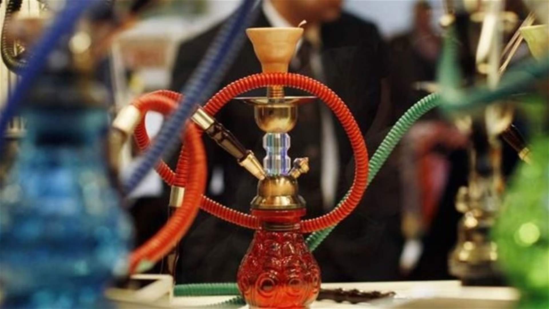 تعميم لوزير السياحة بشأن "الأراكيل".. ماذا جاء فيه؟
