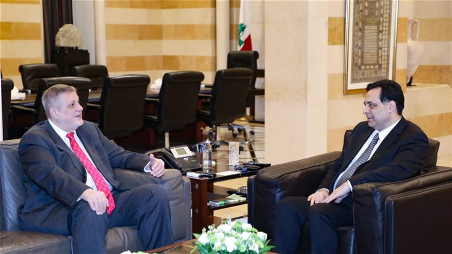 دياب بحث مع زواره في التطورات ومساعي النهوض بلبنان... كوبيتش: استمعت الى وجهة نظر رئيس الحكومة قبل نقل معطياتي الى نيويورك