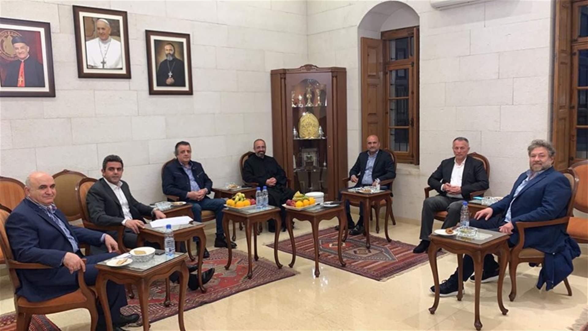 اجتماع لنواب كسروان جبيل بشأن فيروس كورونا...