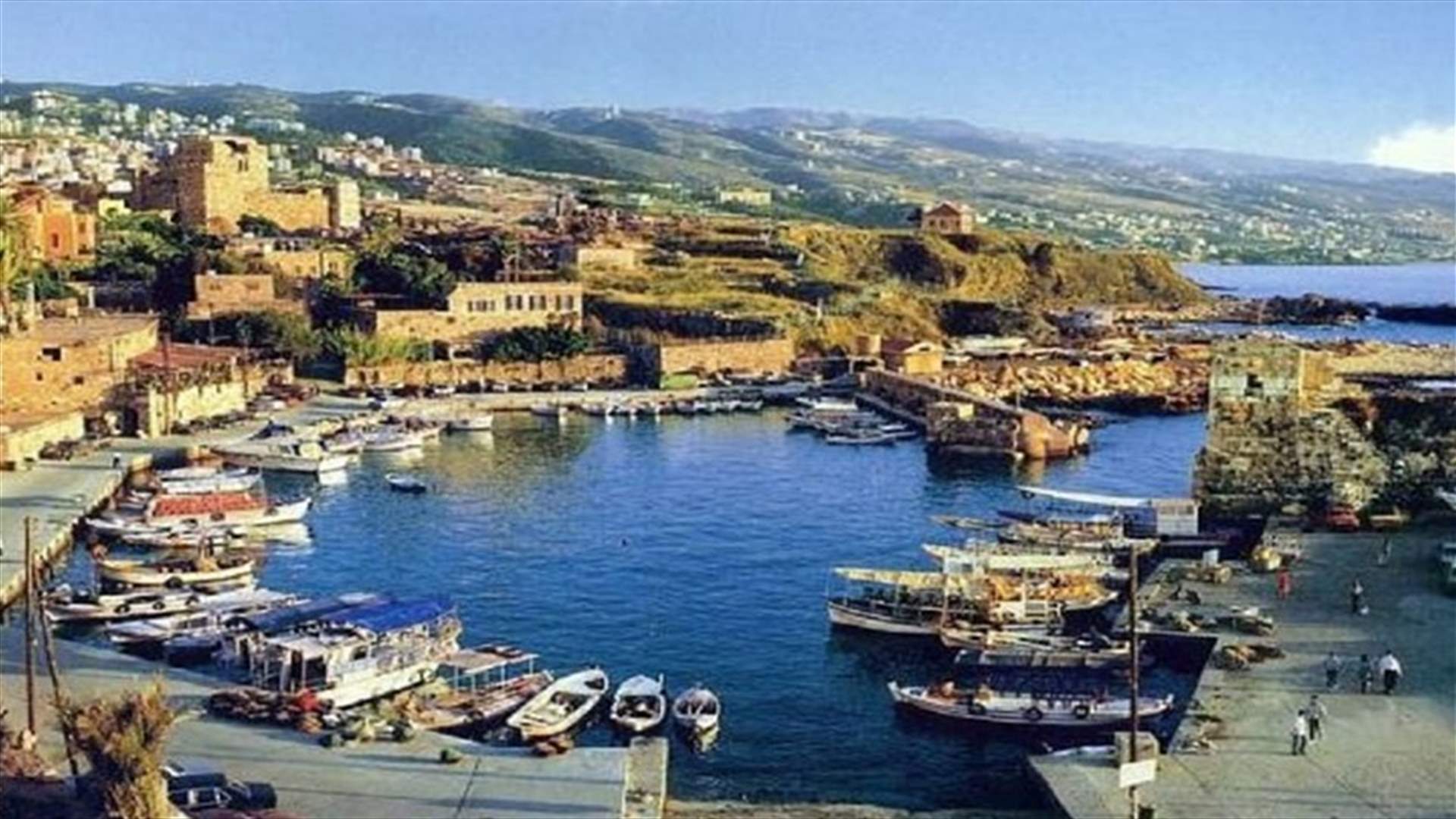 "هلع" في جبيل... أبي رميا لـ "الأخبار": "العمل جار للبحث عن مراكز إضافية للحجر الصحي