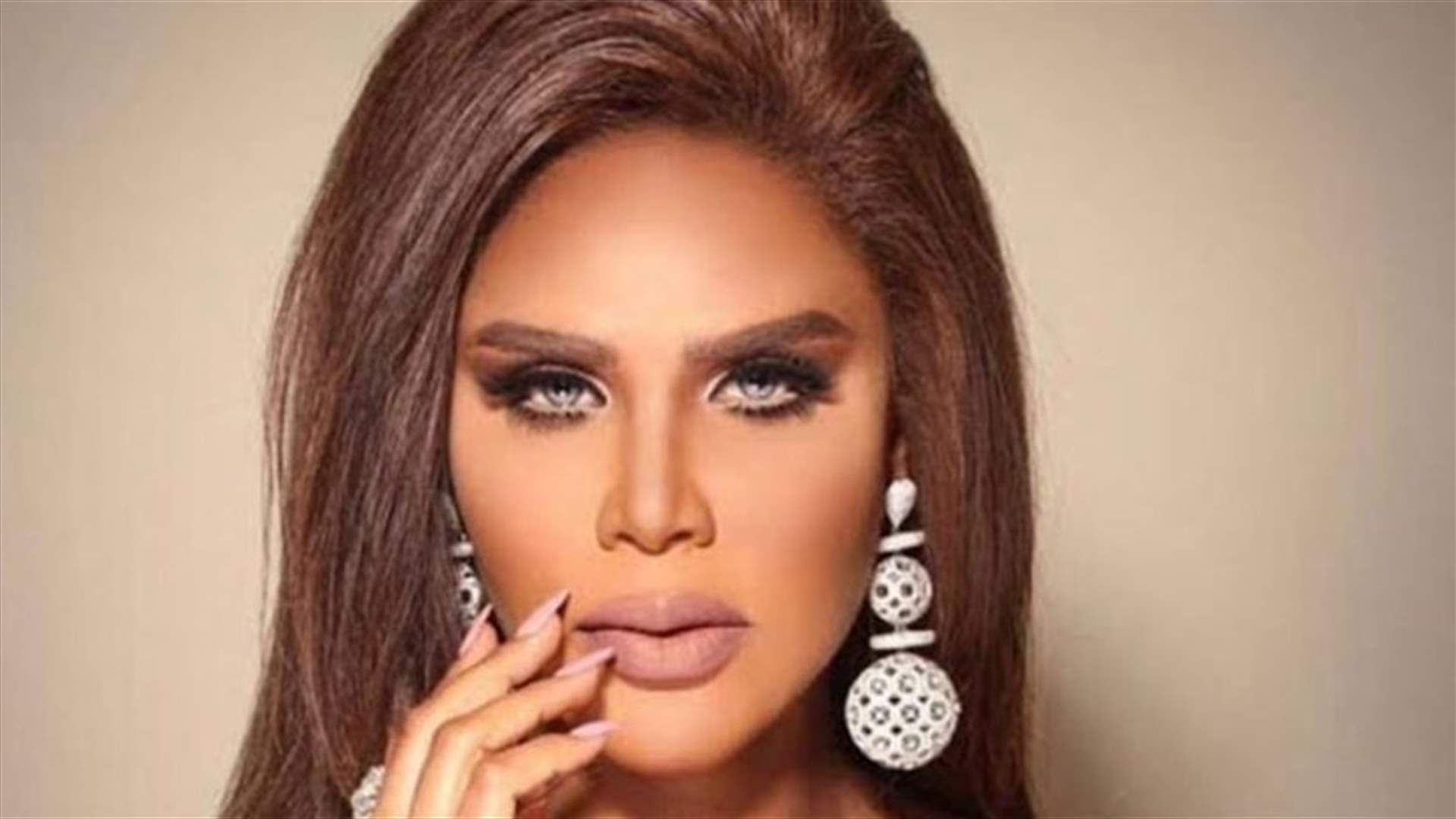 هند البحرينية أول مصابة بكورونا من المشاهير في العالم العربي (فيديو)