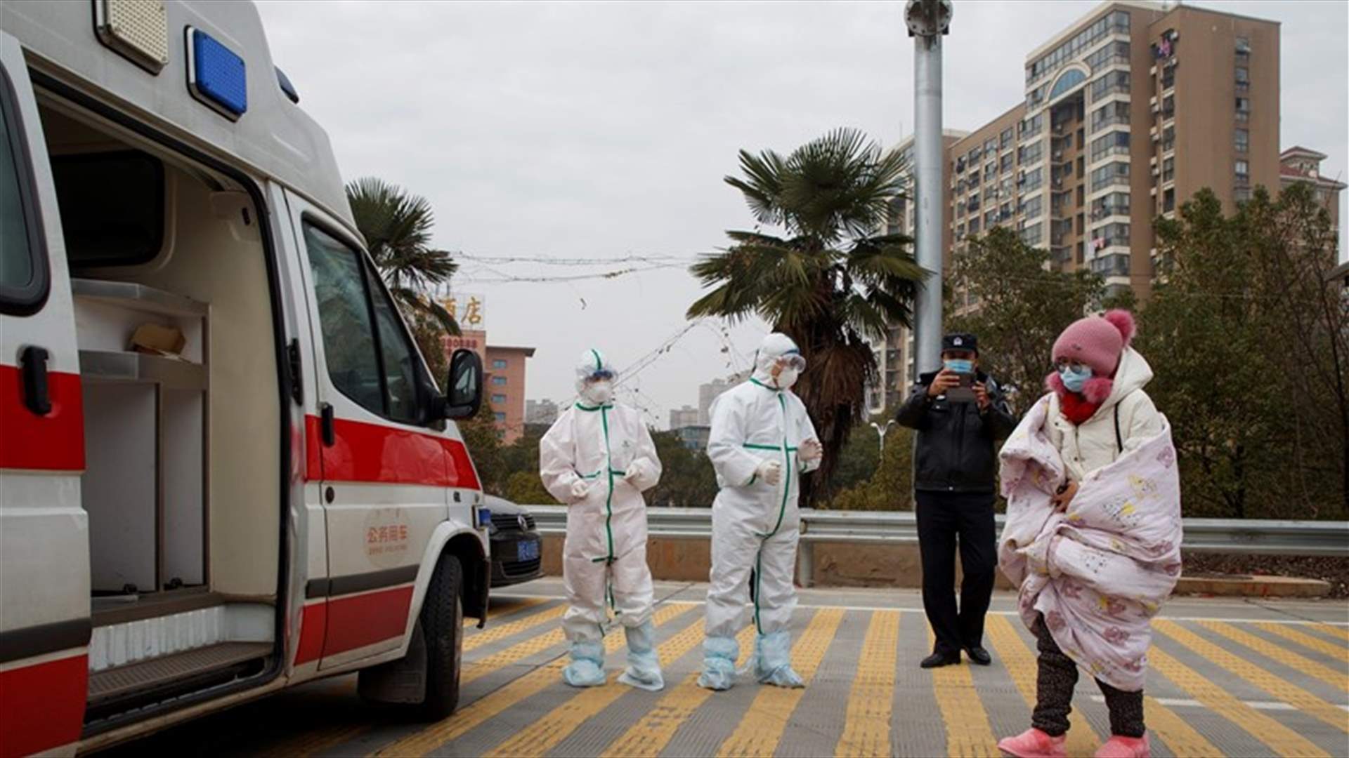 Australia closes borders to coronavirus
