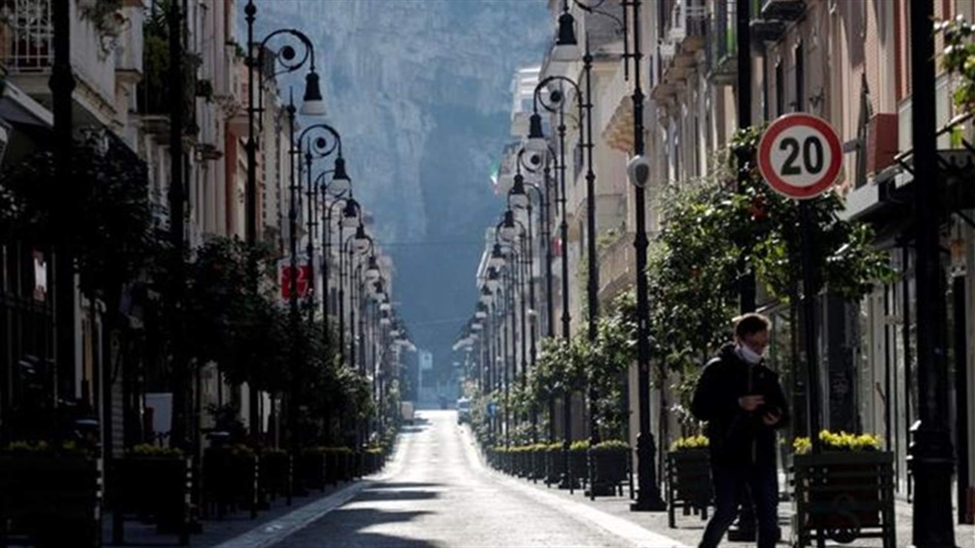 Italy reports 427 new coronavirus deaths, overtakes China's death toll