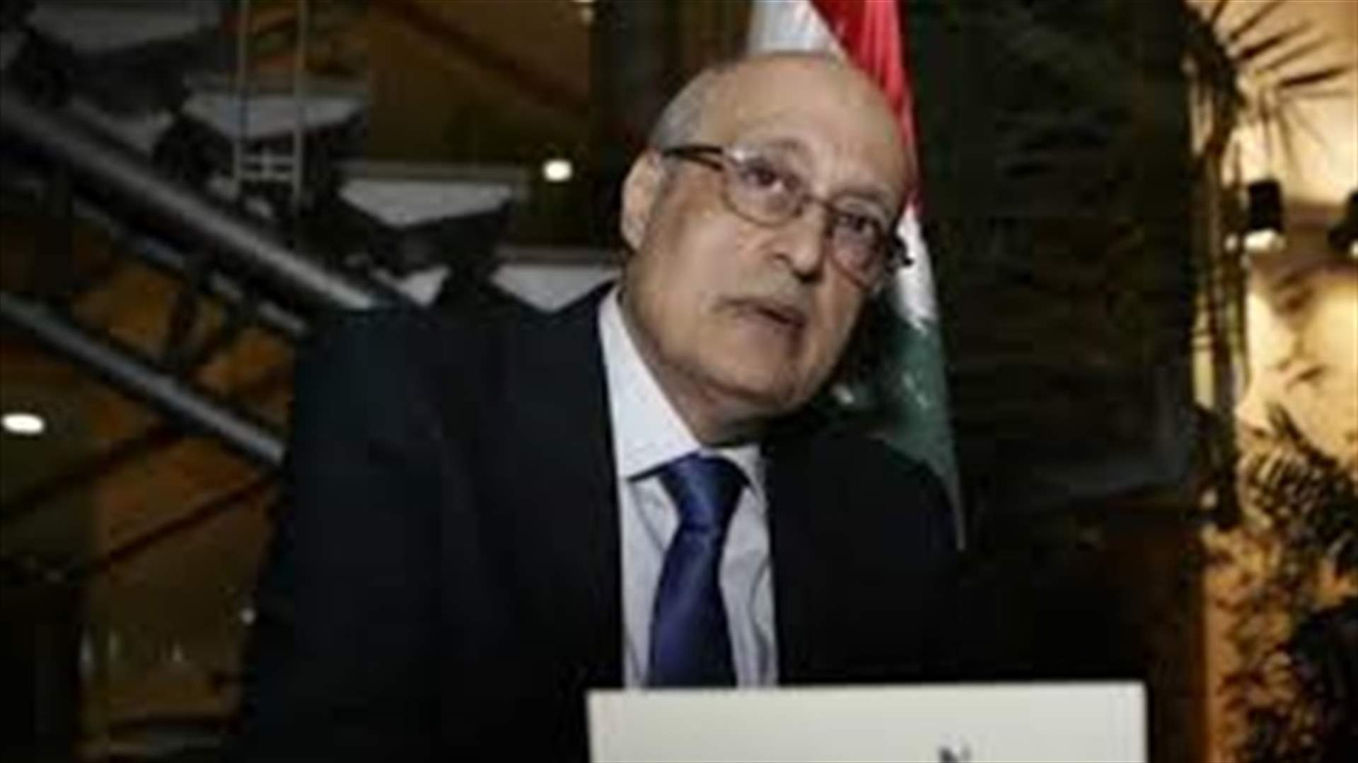 نقيب الاطباء يحض على التزام المنازل وتأمين المستلزمات الوقائية