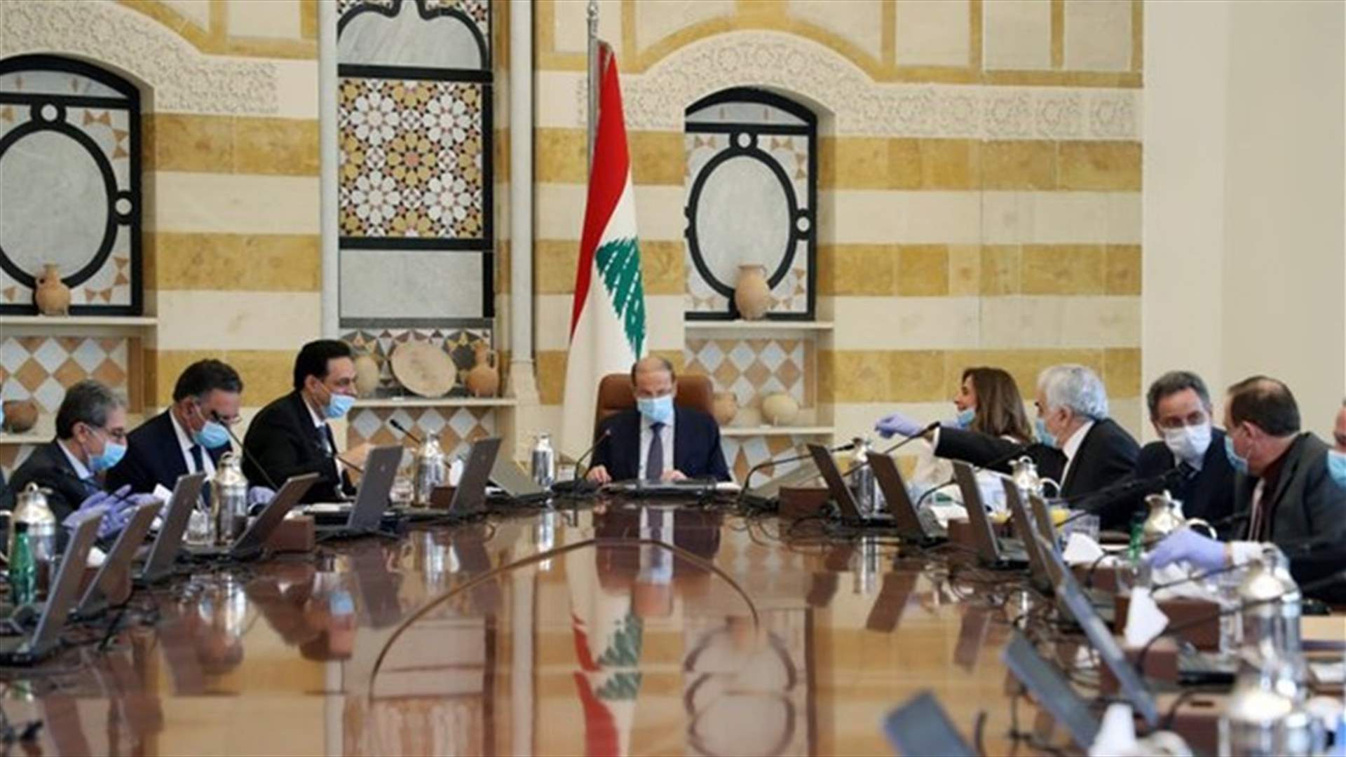 الحكومة مهددة بانفجار من الداخل بسبب الخلاف حول &quot;الكابيتال كونترول&quot; (الشرق الأوسط)