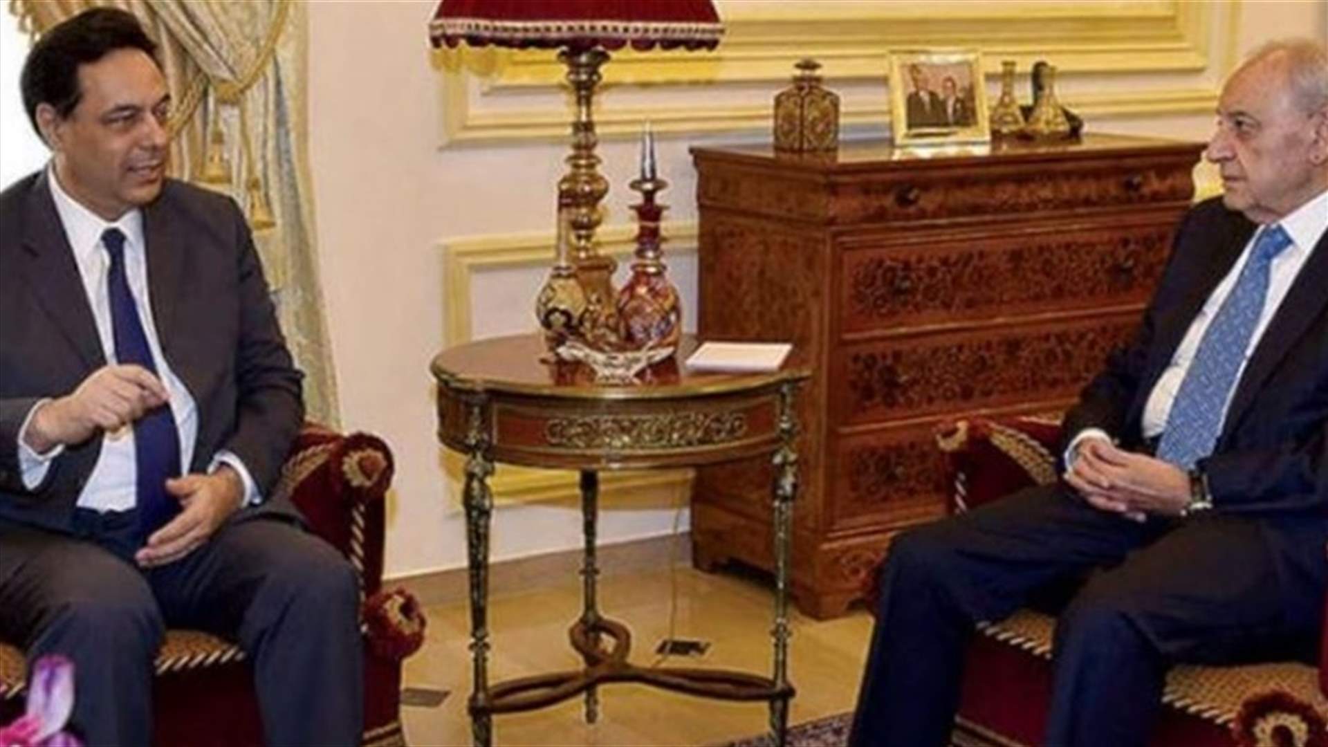 مصادر بري لـ "الاخبار": موضوع المغتربين أخذَ أكثر من نصف الوقت خلال لقاء الرئيسين...وهذا ما أعلنته مصادر دياب