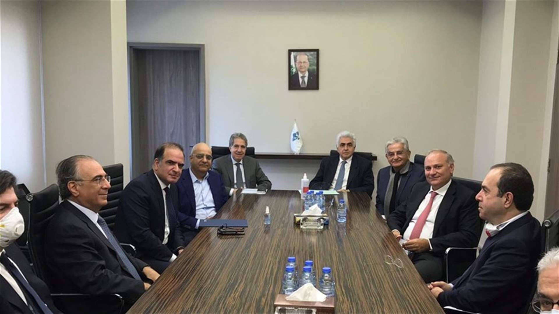 وفد من جمعية المصارف التقى وزني وحتي.... سليم صفير: المصارف ستباشر بتحويل المبالغ المناسبة للطلاب في الخارج