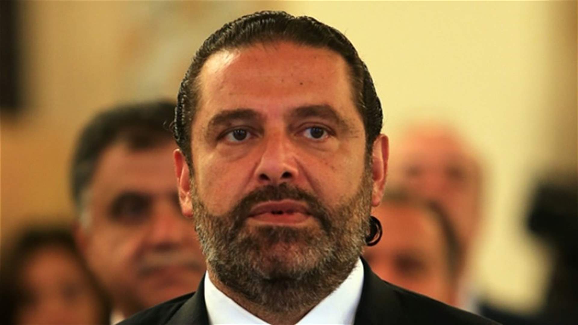 الحكومة تبحث في دفع 200 ألف ليرة لكل عائلة... والحريري يهدّد بالاستقالة من البرلمان (الاخبار)