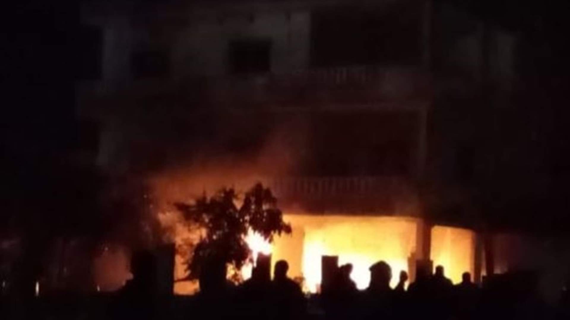 جريح باشكال عند مفرق برقايل... واحراق منزل مطلق النار