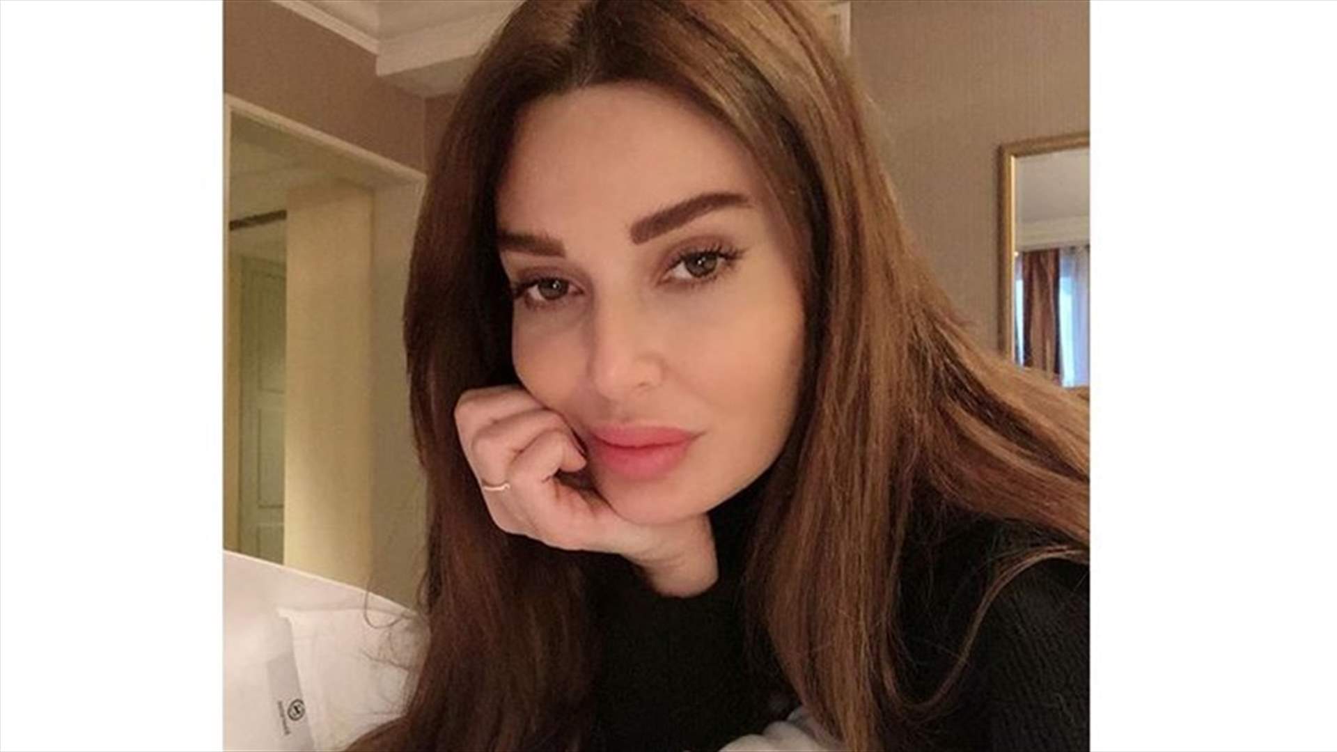 سيرين عبد النور تظهر وجه إبنتها تاليا للمرة الأولى... شاركتها في الطبخ خلال الحجر المنزلي