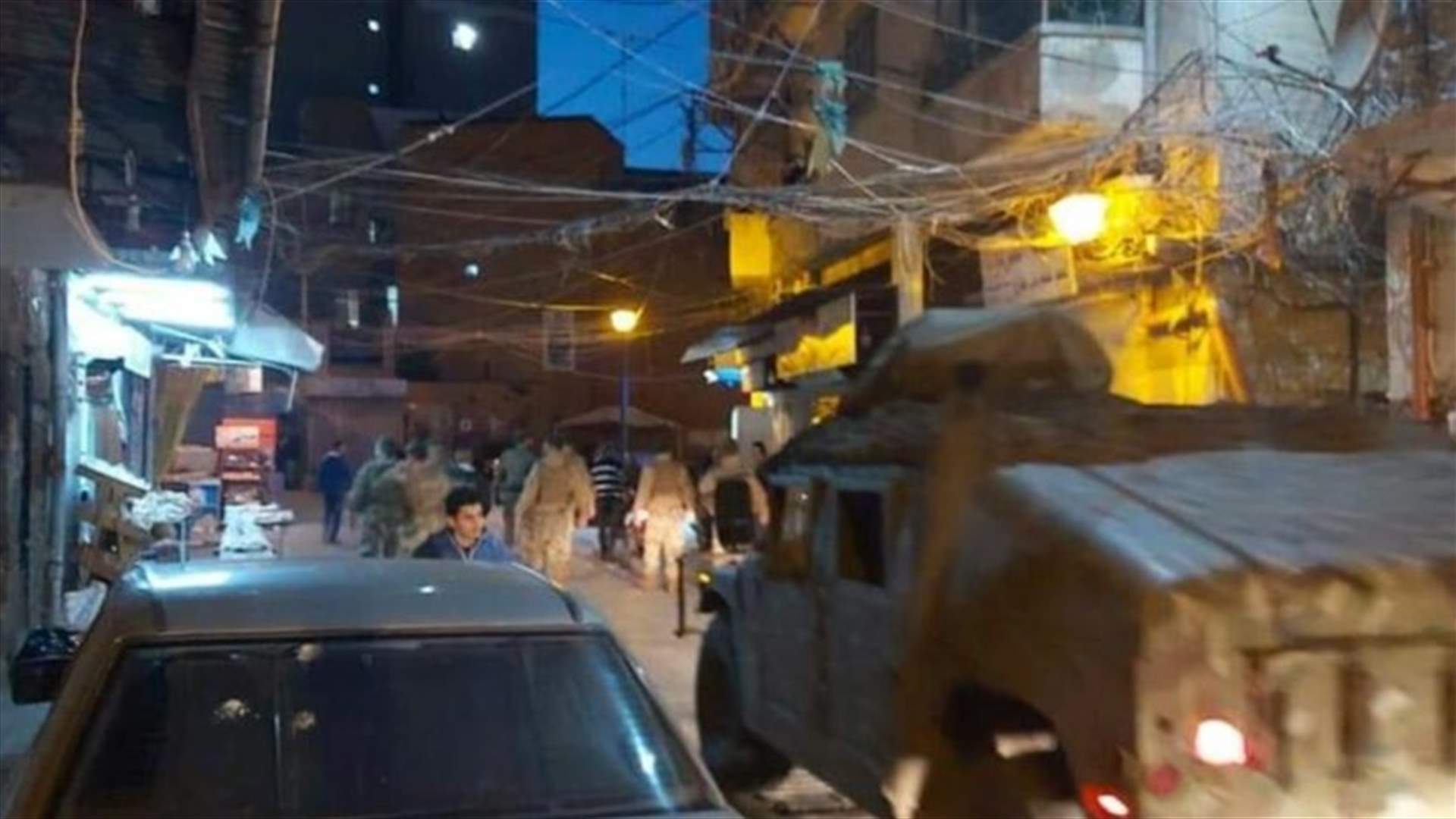 انتشار لوحدات من الجيش في احياء طرابلس لمنع التجمعات