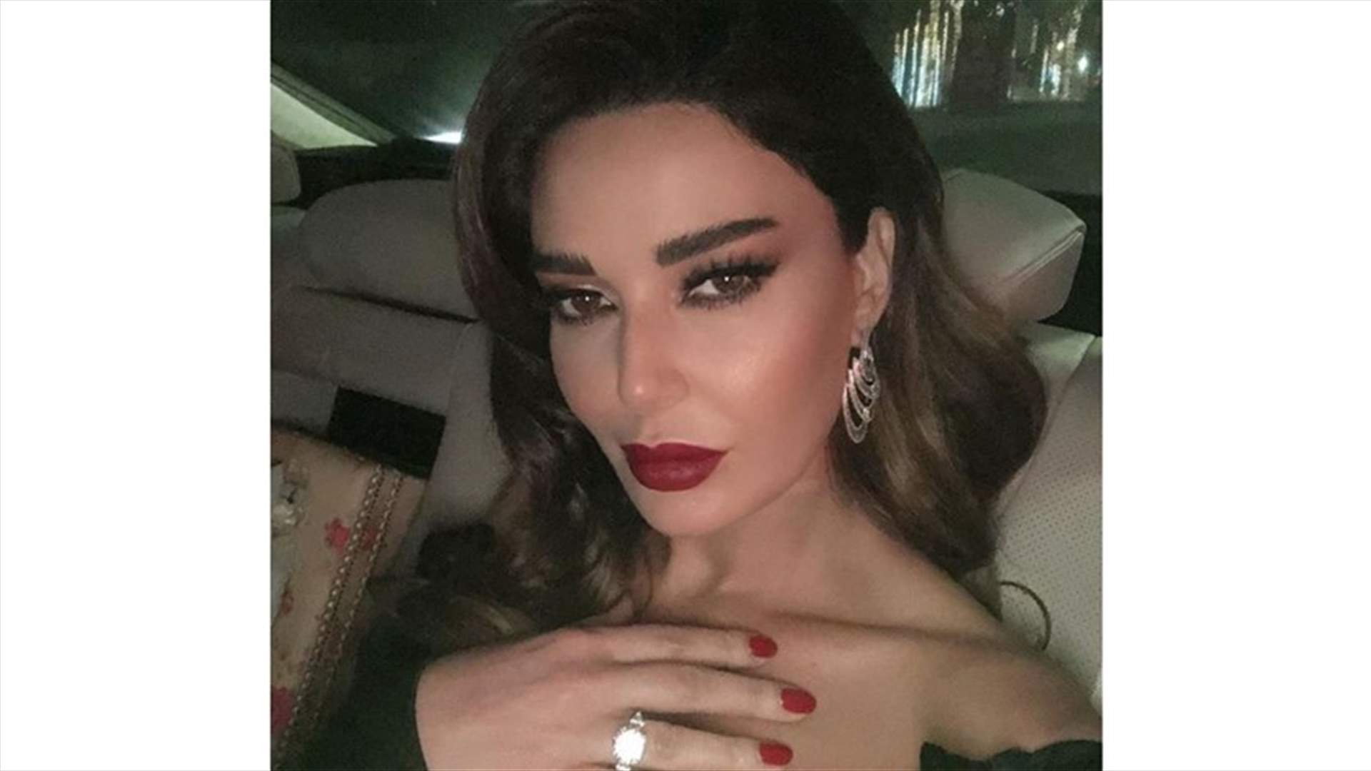سيرين عبد النور تطئمن محبيها: "كريستيانو منيح وعم بنضف البيت" (صورة)