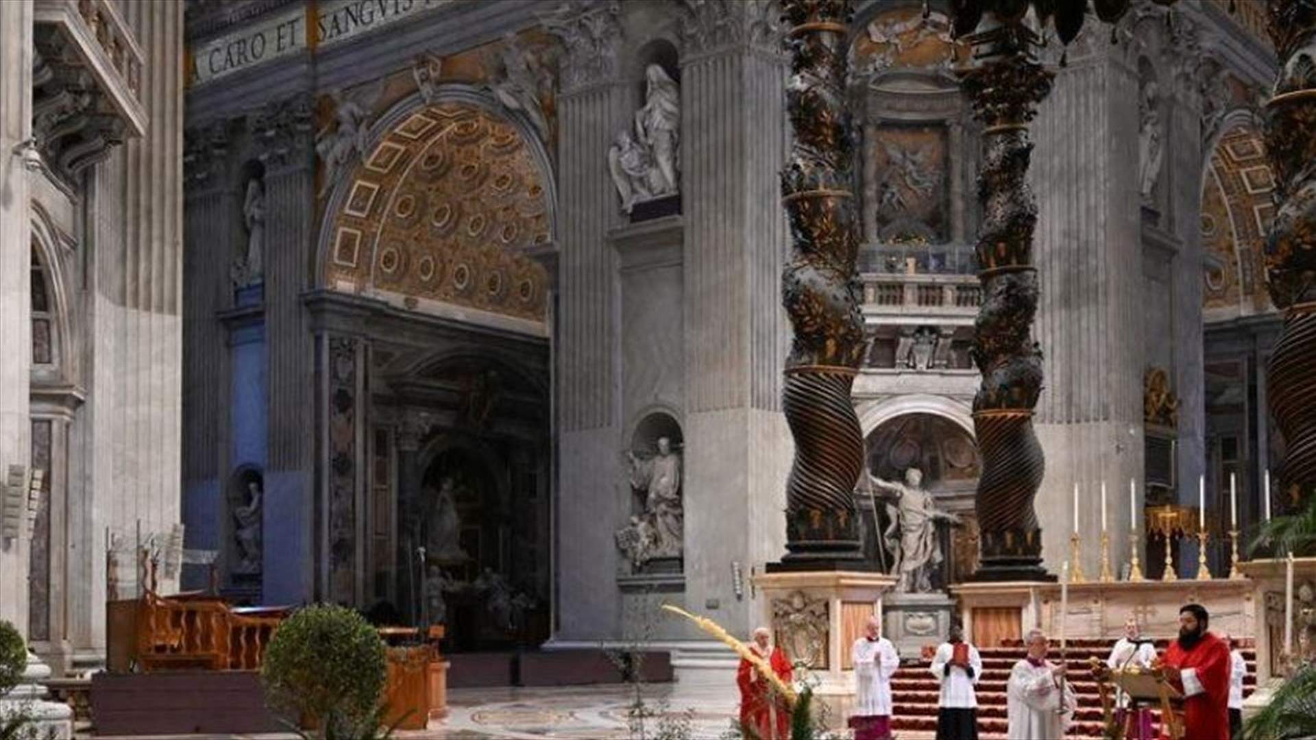 Pope opens Holy Week amid pandemic; says now is the time to serve
