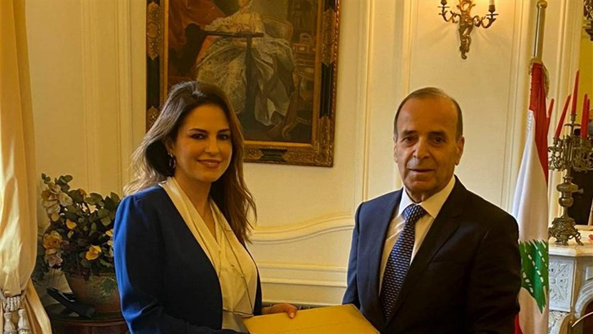 وزيرة الإعلام صرحت عن أموالها وممتلكاتها