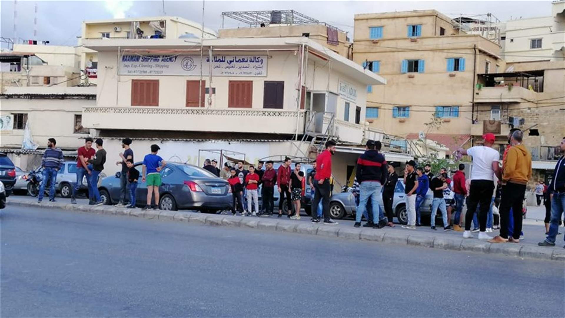 اعتصام لصيادي الأسماك في صيدا احتجاجا على قرار وقف رحلات الصيد... ومخابرات الجيش تعمل على فض التجمع