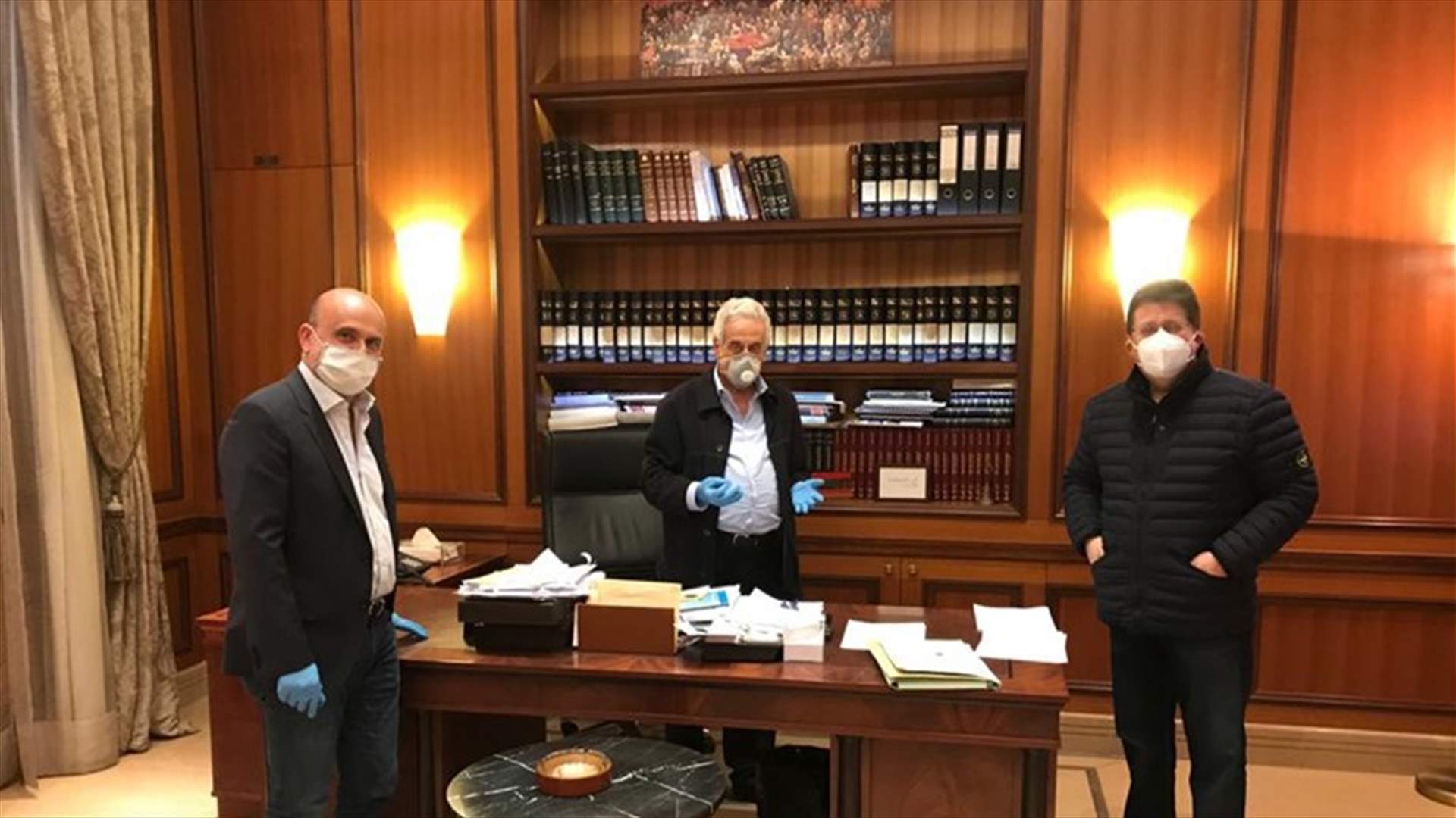 تكتل لبنان القوي تقدّم  بـ٥ اقتراحات قوانين تعالج التداعيات الناجمة عن فيروس كورونا