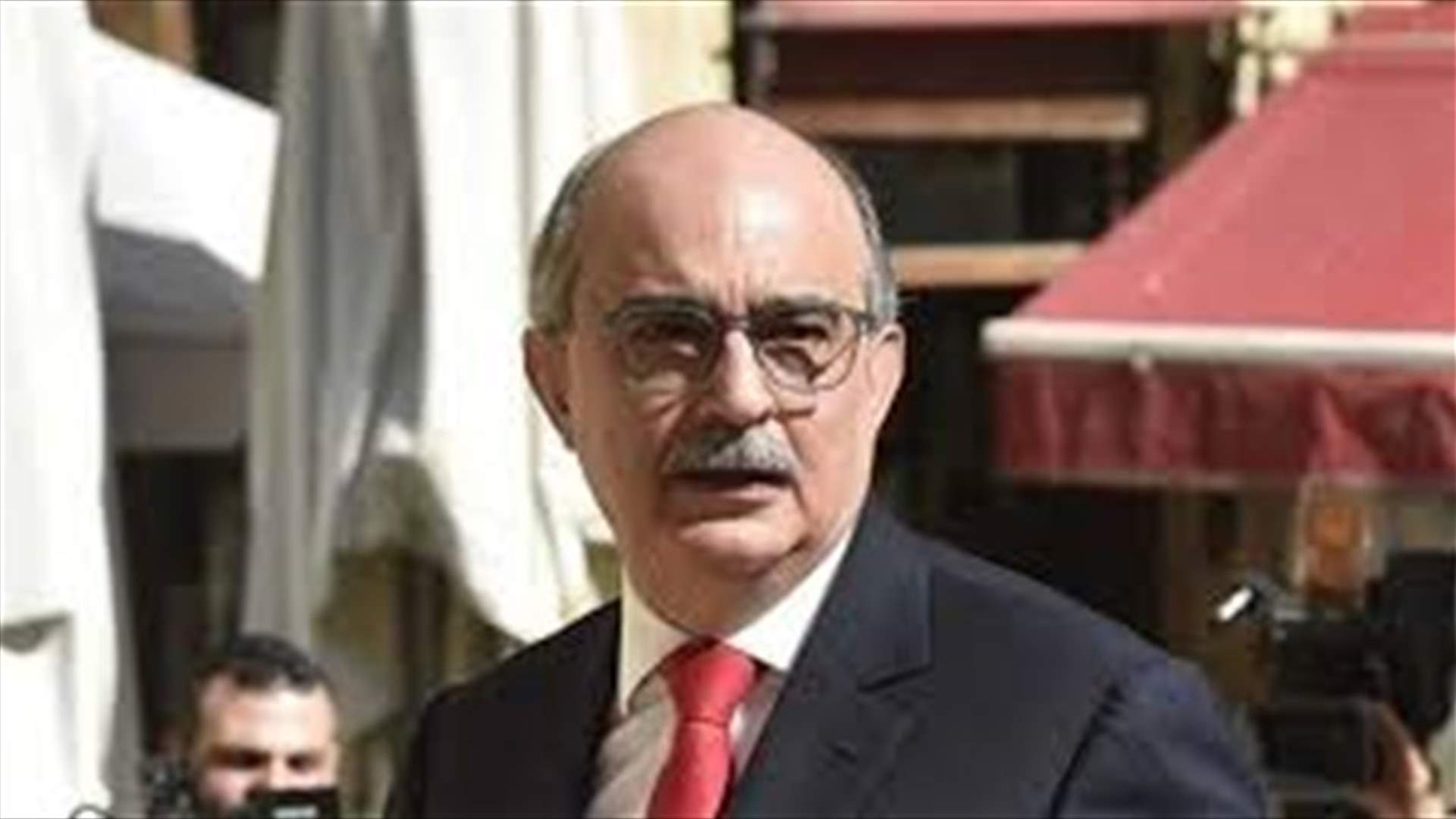 نجم: الحكومة سقطت عندما فكرت باغتصاب حقوق الناس