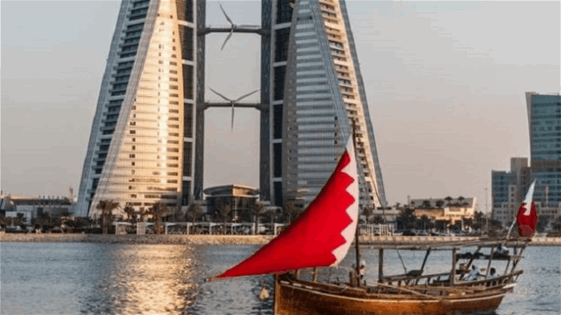 البحرين تسمح بباستئناف عمل محال تجارية وصناعية في تخفيف لقيود كورونا