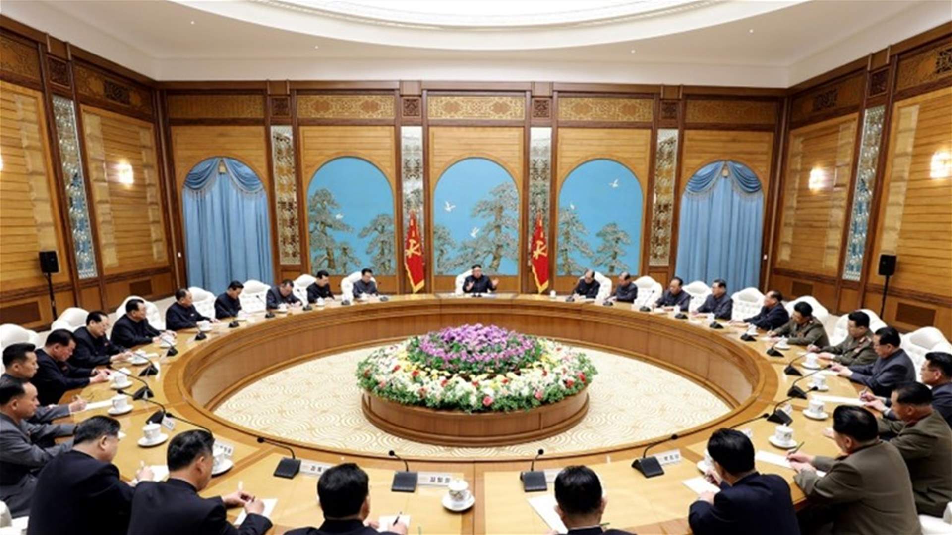 الحزب الحاكم في كوريا الشمالية يوصي بتشديد إجراءات التصدي لفيروس كورونا