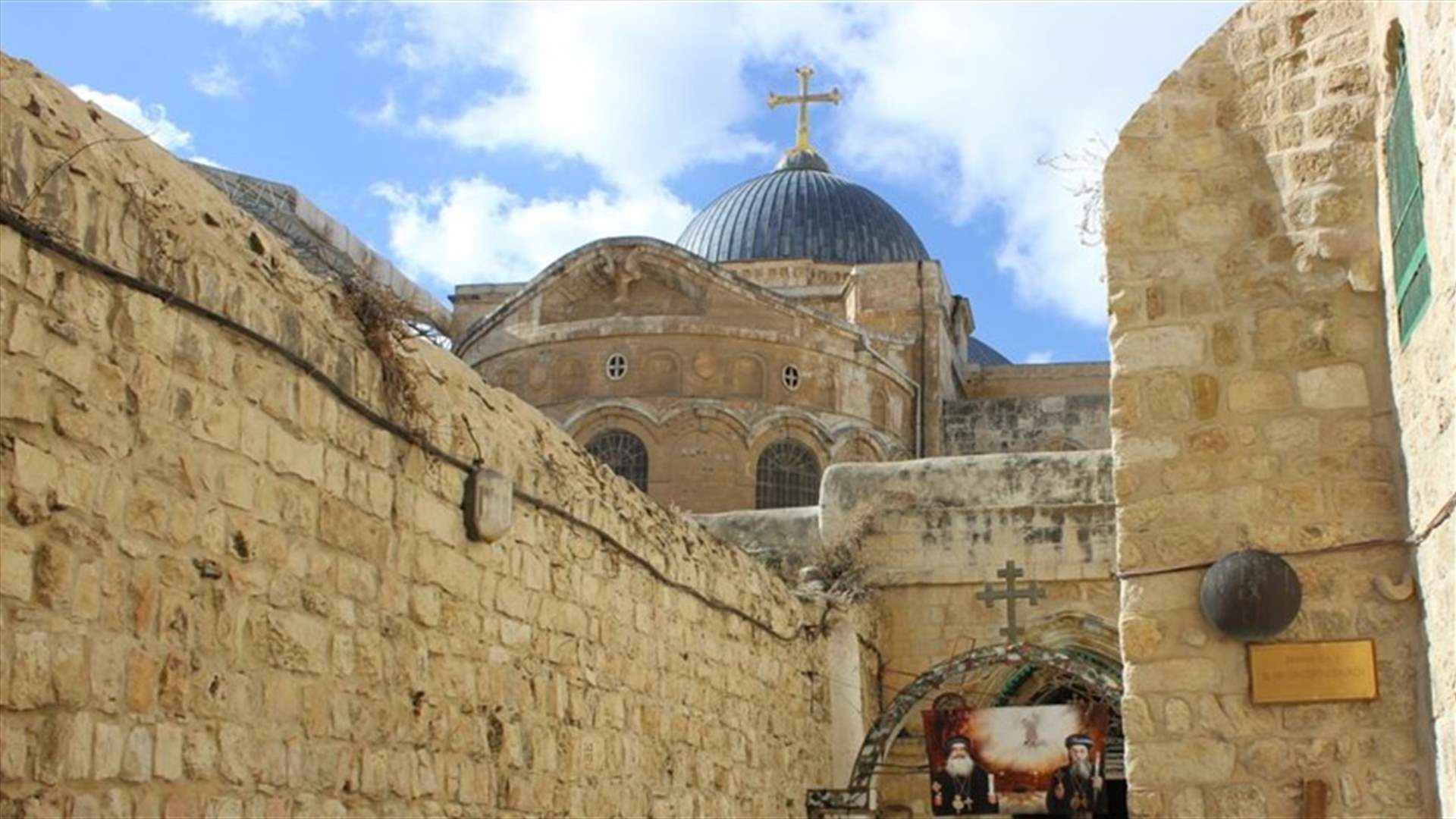 قداس عيد الفصح في كنيسة القيامة يقتصر على رجال الدين
