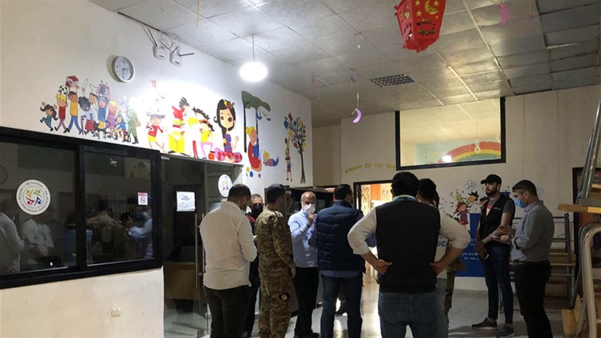 جولة لممثلي الدفاع والشؤون والأمم المتحدة والأمن العام على مجمعات النازحين في صيدا والغازية